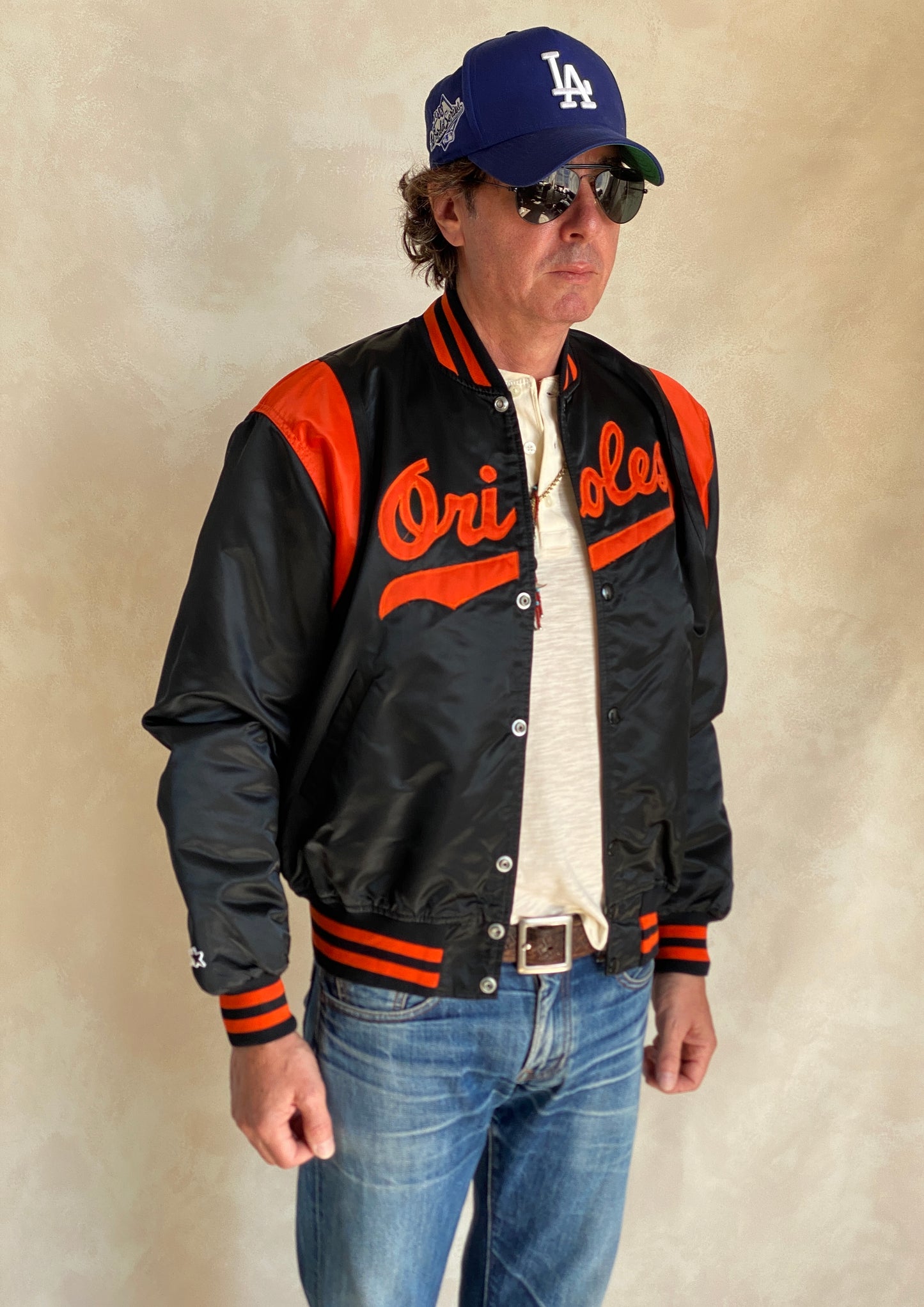 Large.  80s Vintage Orioles Starter jacket Made in USA