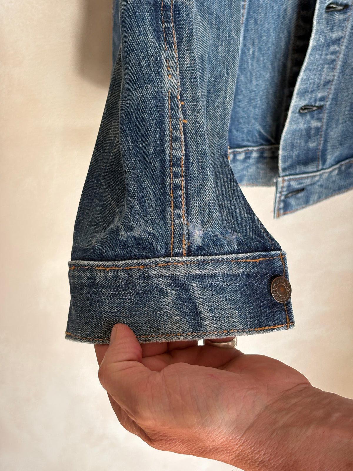 Vintage 70s Levi’s denim jacket – 2 pocket trucker made in USA – size 42 US / 52 EU-AJ357 Studio