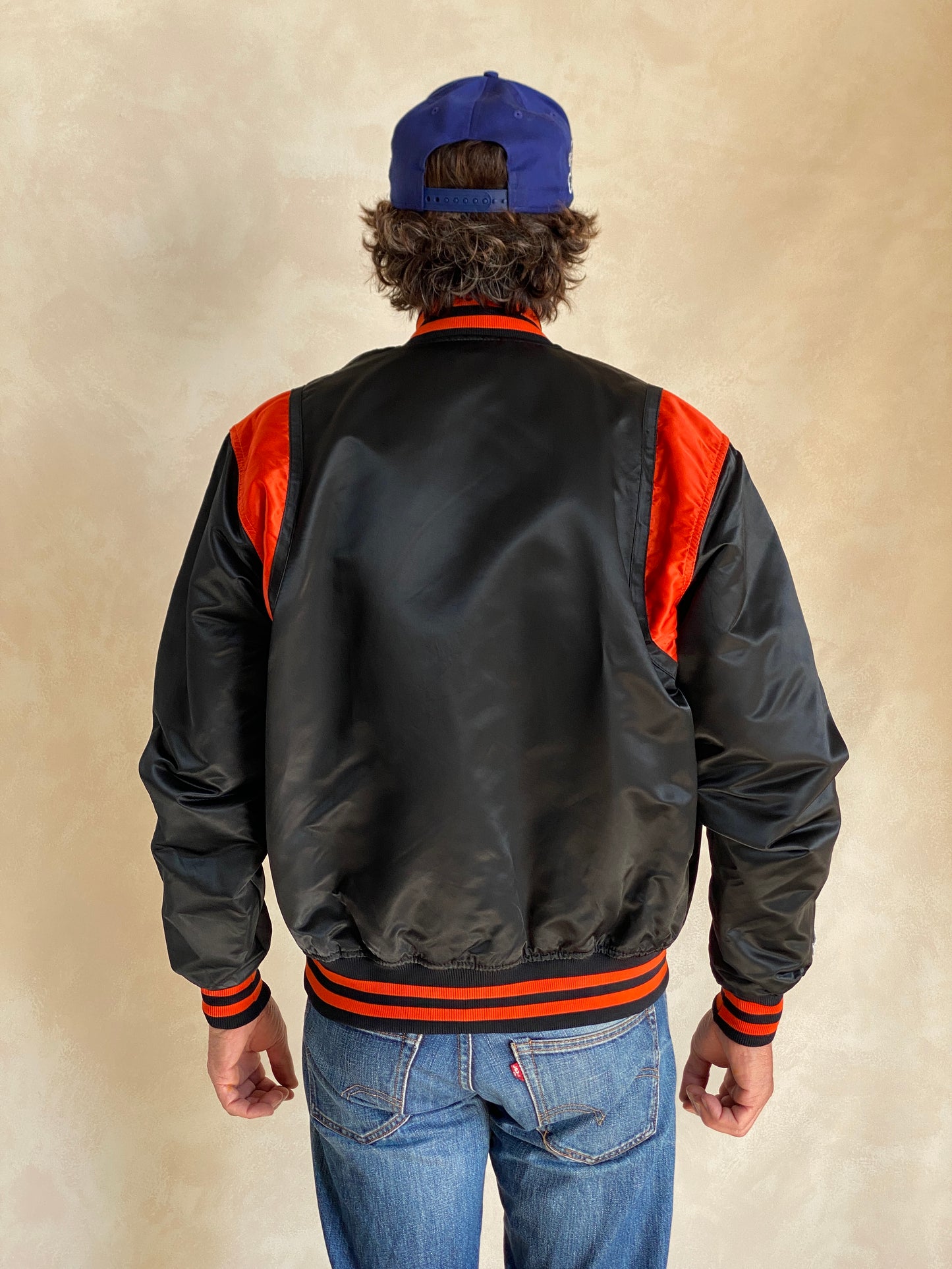 Large.  80s Vintage Orioles Starter jacket Made in USA