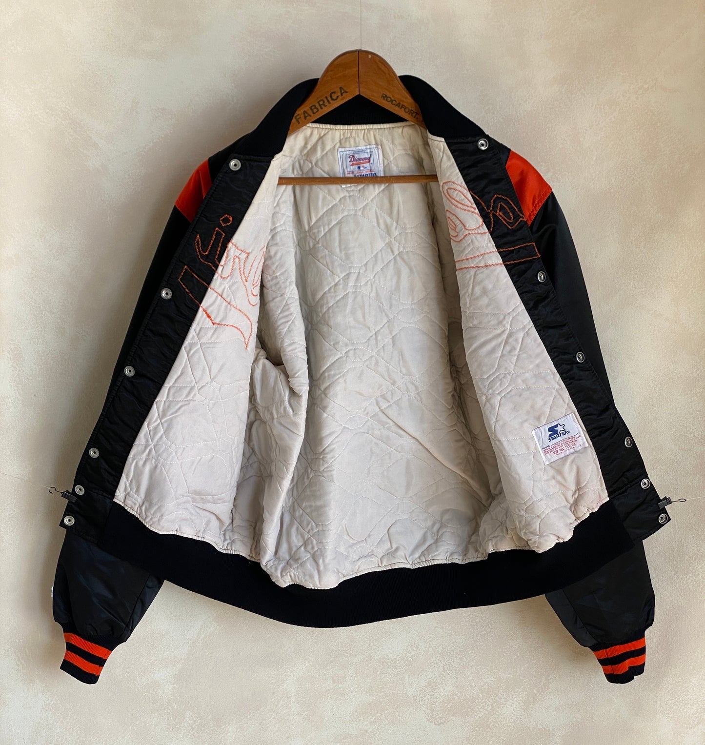 Large.  80s Vintage Orioles Starter jacket Made in USA