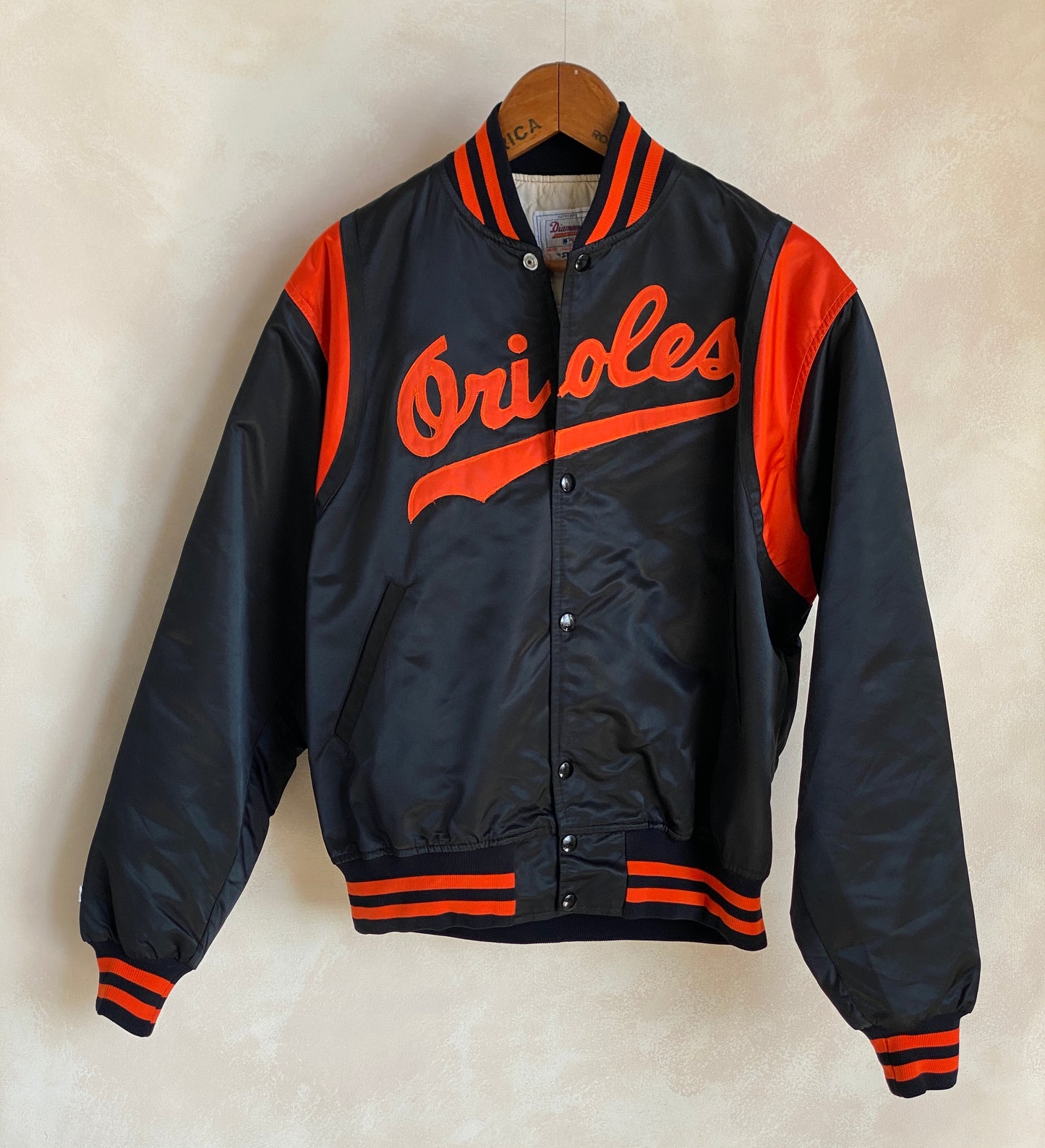 Large.  80s Vintage Orioles Starter jacket Made in USA