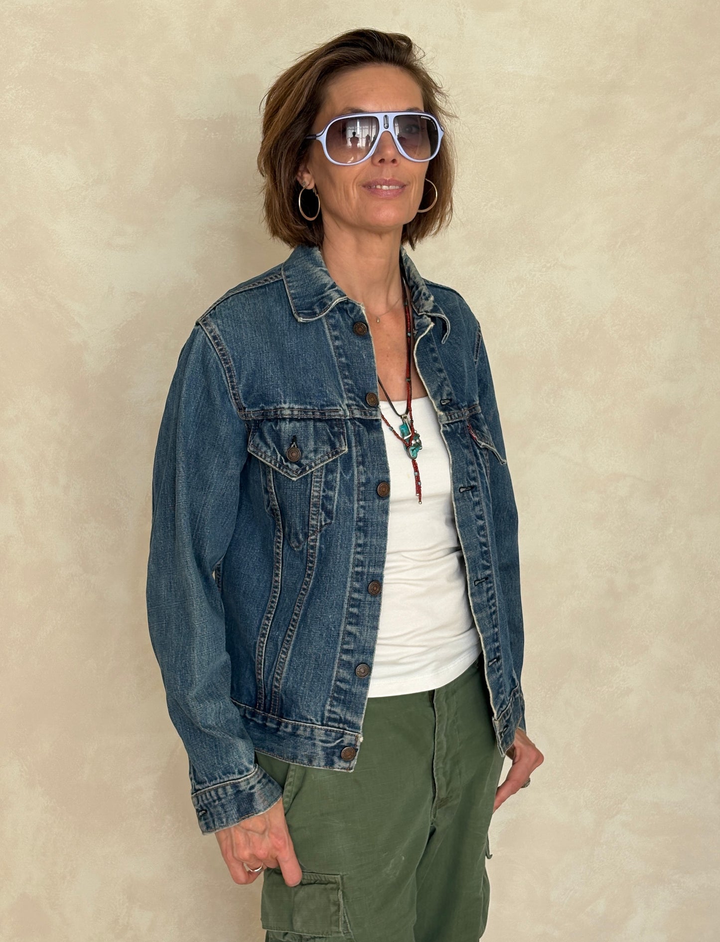Size 36US / 46EU  . Vintage Early 70s 2 pocket Levi’s Denim Jacket 70505 – Single Stitch, Made in USA