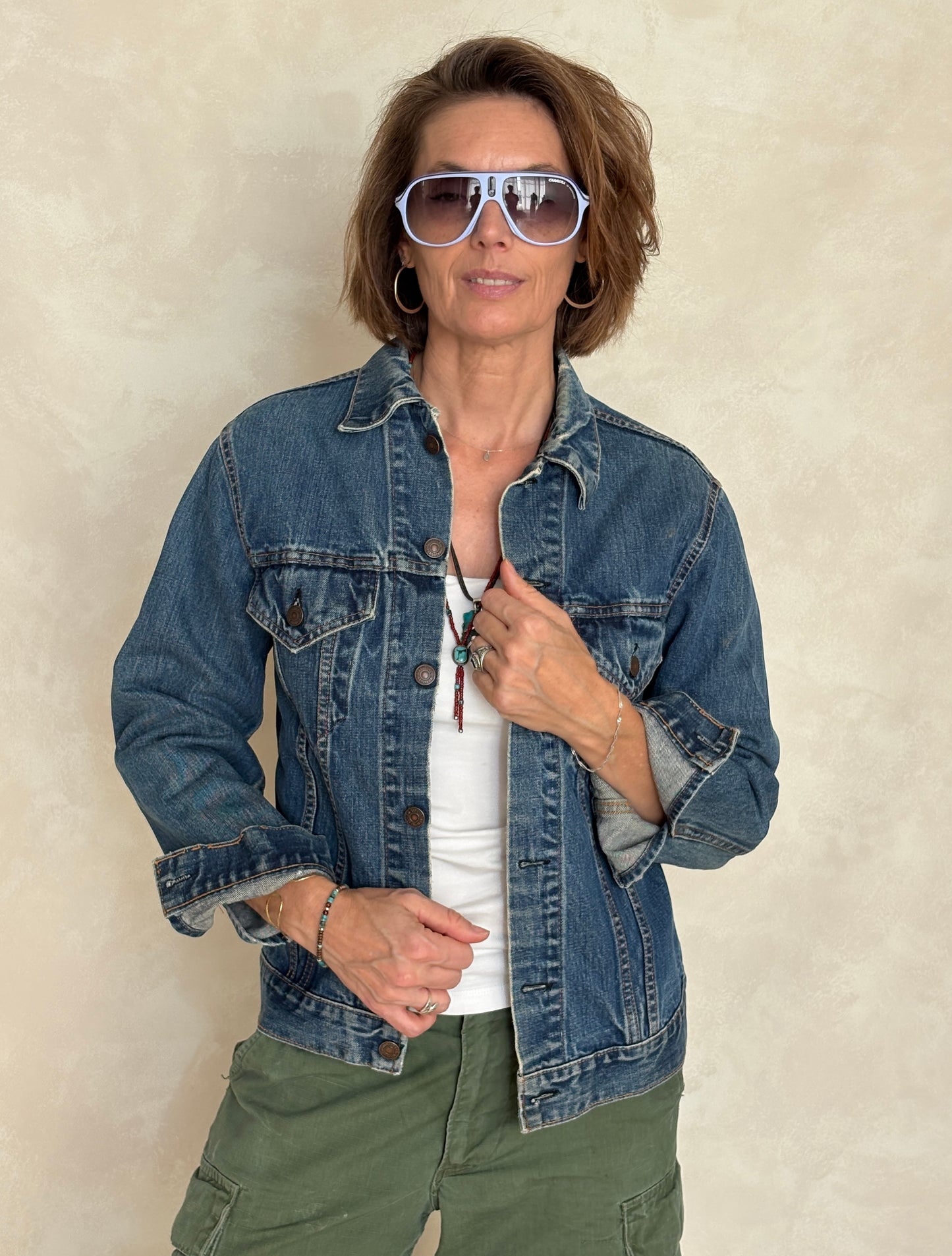 Size 36US / 46EU  . Vintage Early 70s 2 pocket Levi’s Denim Jacket 70505 – Single Stitch, Made in USA