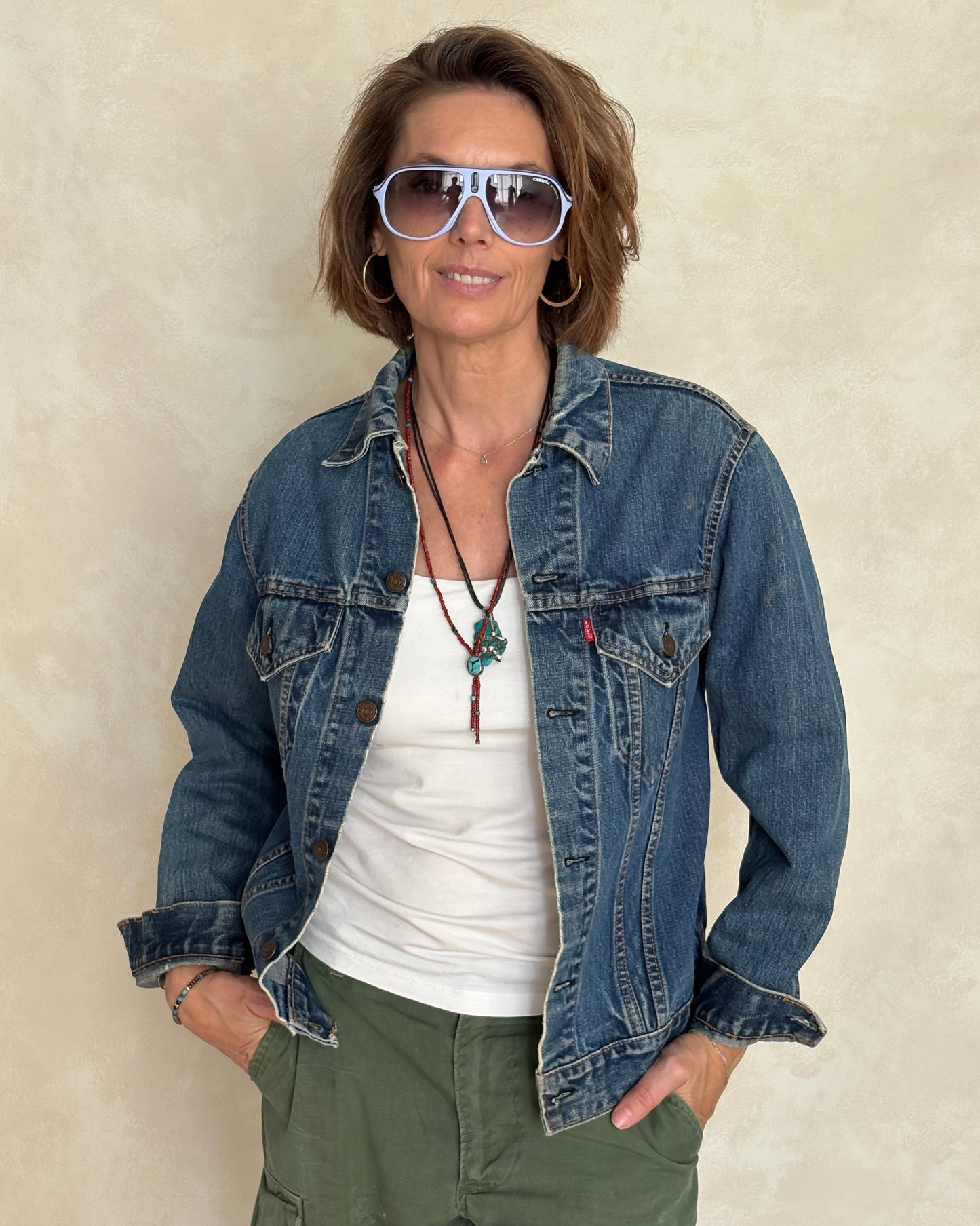Size 36US / 46EU  . Vintage Early 70s 2 pocket Levi’s Denim Jacket 70505 – Single Stitch, Made in USA