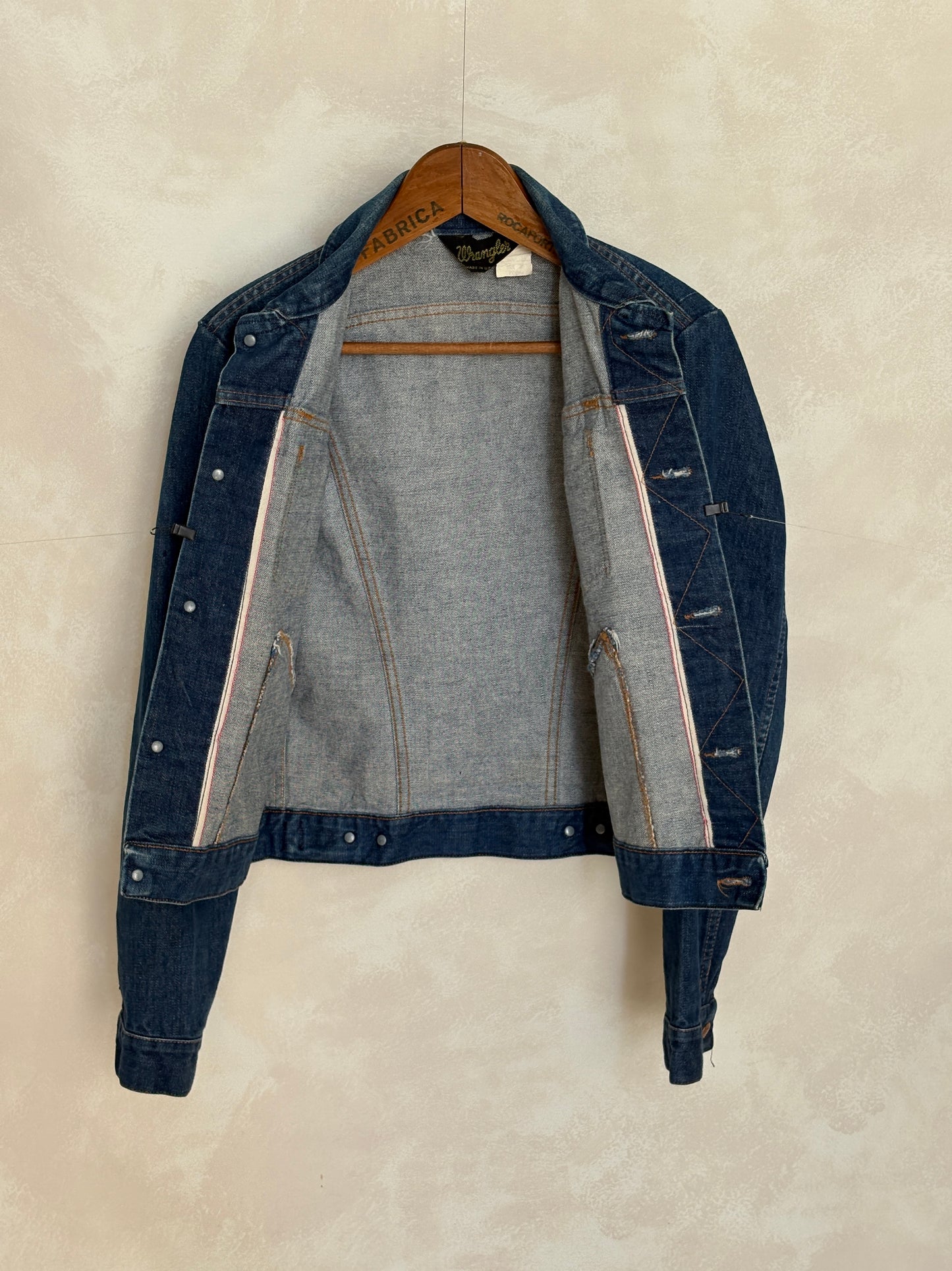Size 36US . Vintage 70s Wrangler Denim Jacket – 4 Pockets