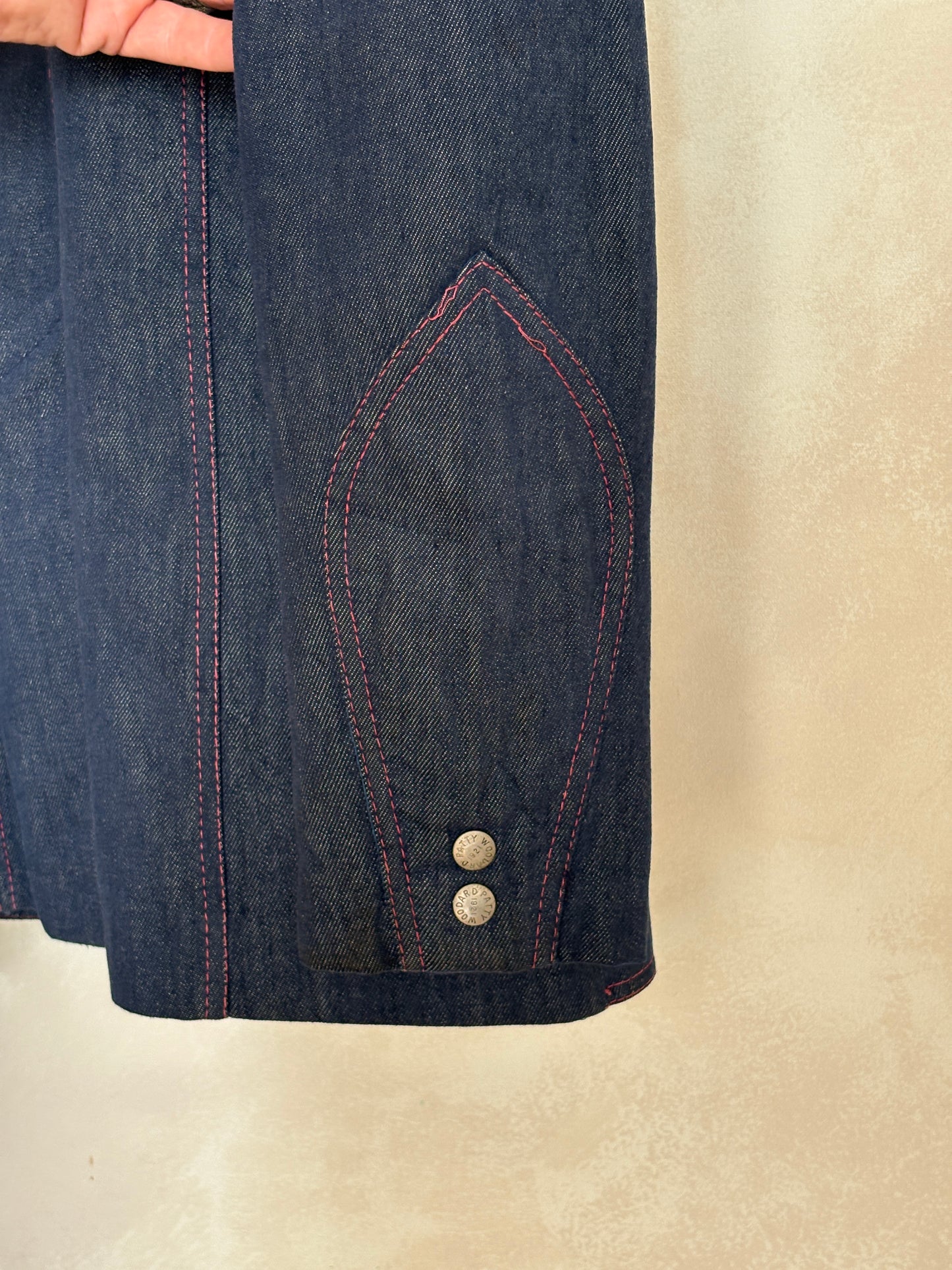 Size 36US .Vintage 1970s Patty Woodard Denim Blazer — Made in California