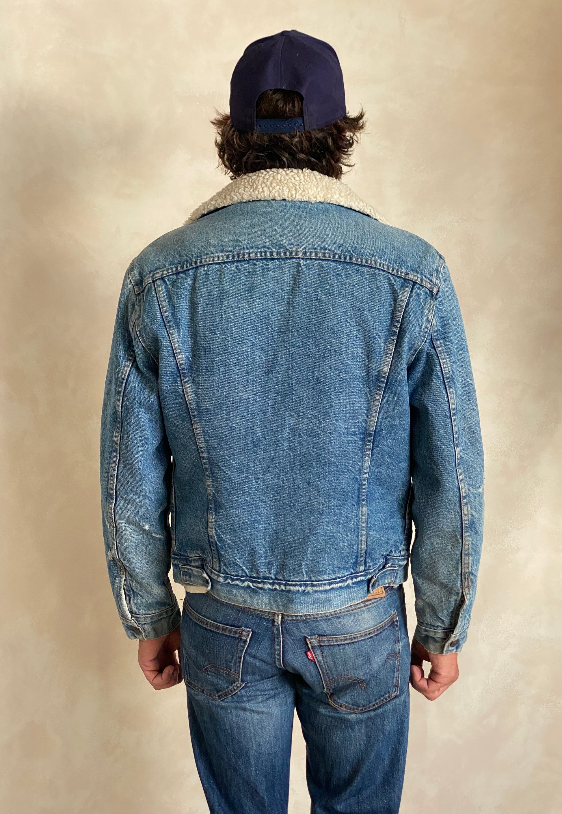 Vintage Levi’s faux sherpa fleece denim jacket made in USA, size 40US / 50EU.