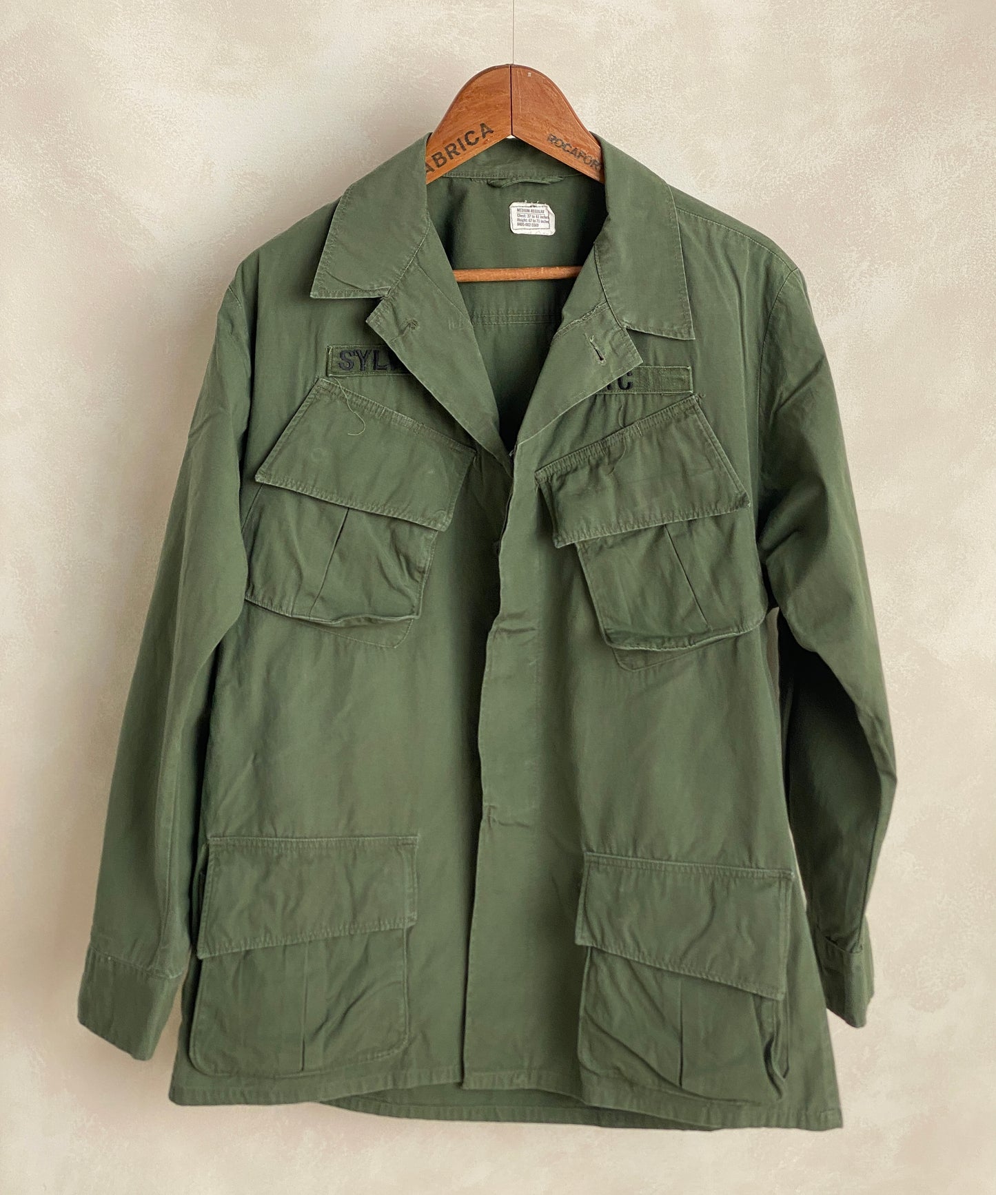 Medium Reg. Authentic 1967 US Army Vintage Vietnam Jungle Jacket, DAC - USA Vintage Bcn