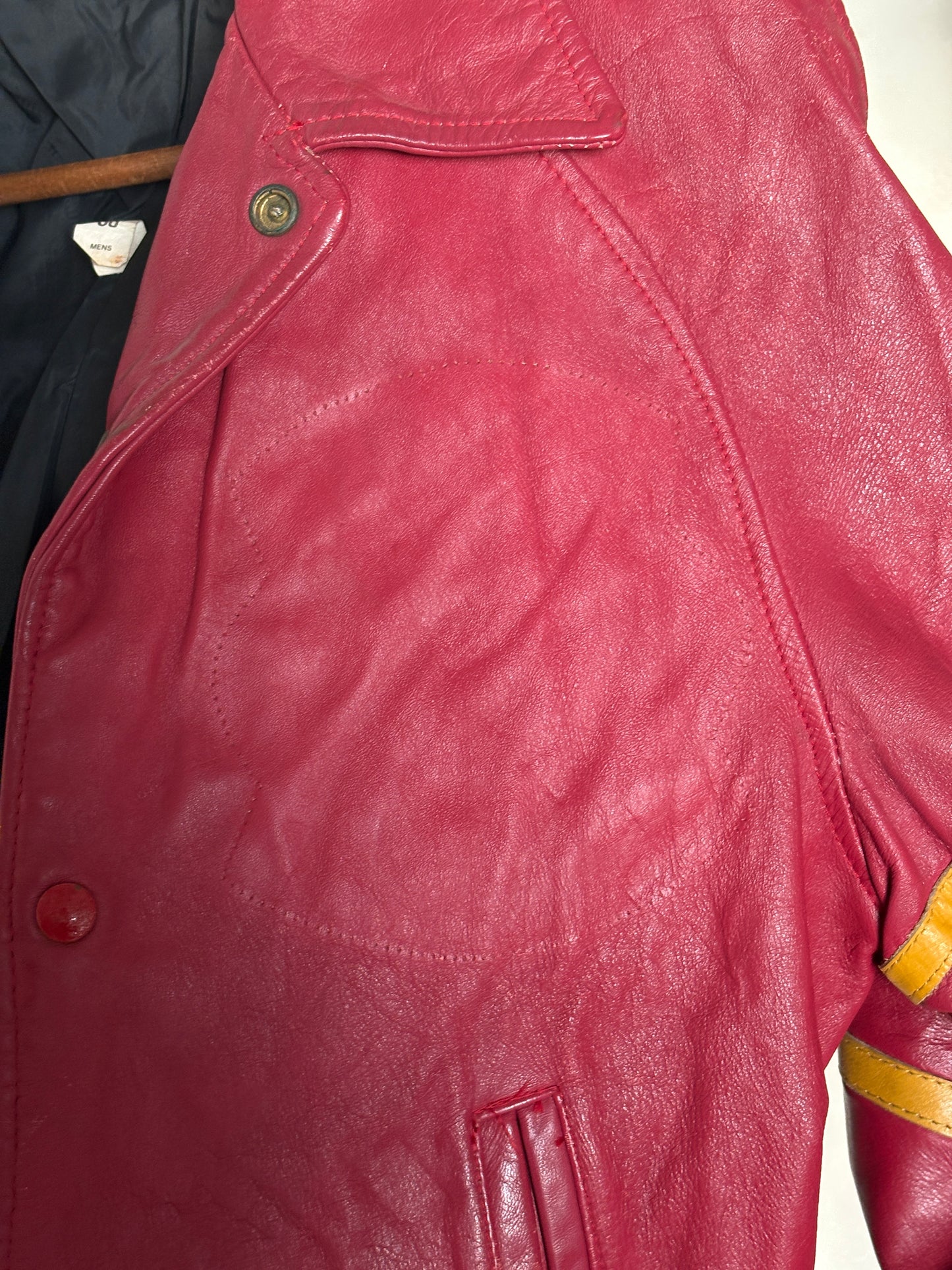 Size 38US / 48EU. Vintage 1970s Redmen Leather Varsity Jacket — St. Boniface College Style — Canadian Sports Team Bomber #29 SB Patch