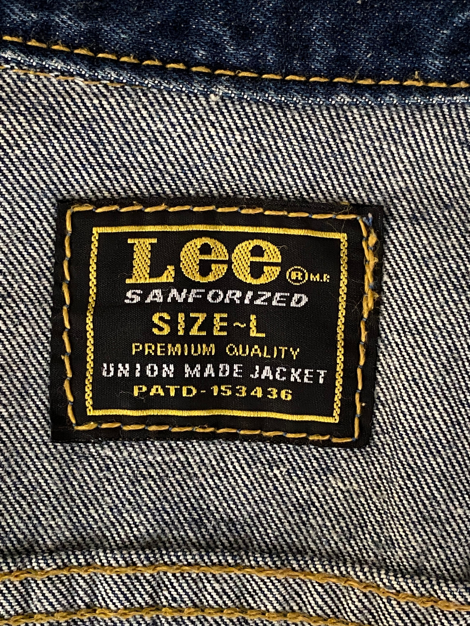 Women size Large. Lee 2 pockets jacket ( newer model ) - USA Vintage Bcn