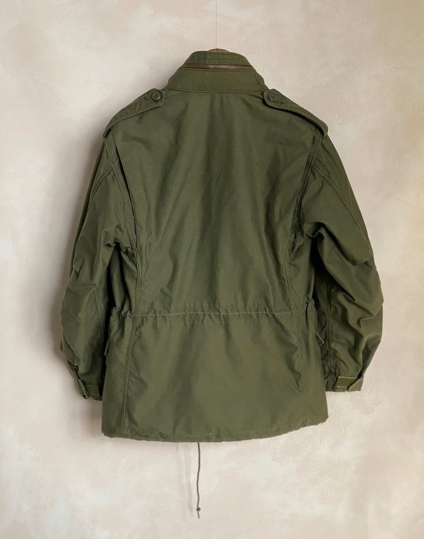 Small Short 1975 vintage US military M-65 field jacket - USA Vintage Bcn