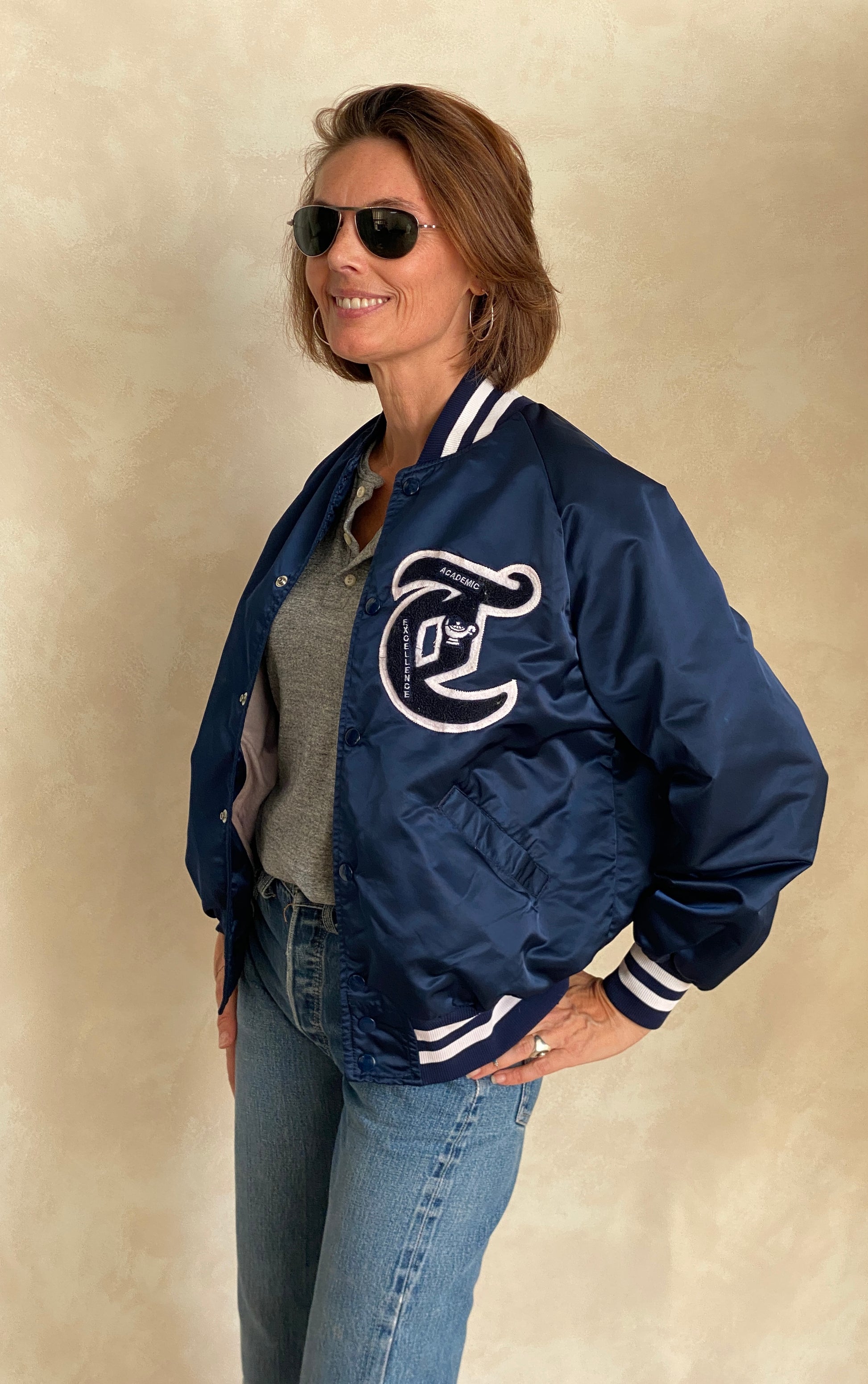 Size Med . Vintage nylon baseball jacket. American Legion. Made in USA - USA Vintage Bcn