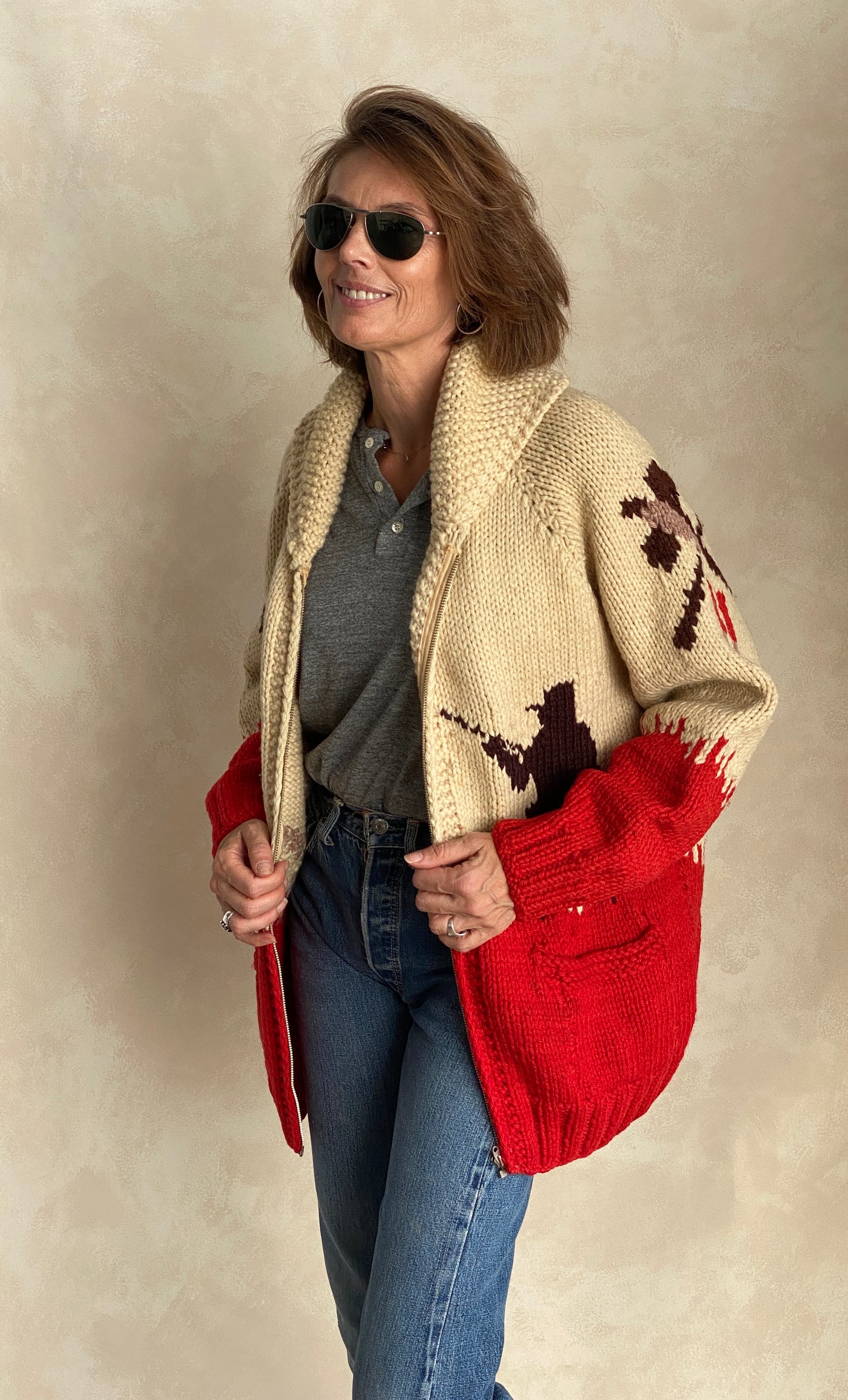 Vintage Hand Knitted 100% Wool Cowichan sweater made in Canada - USA Vintage Bcn