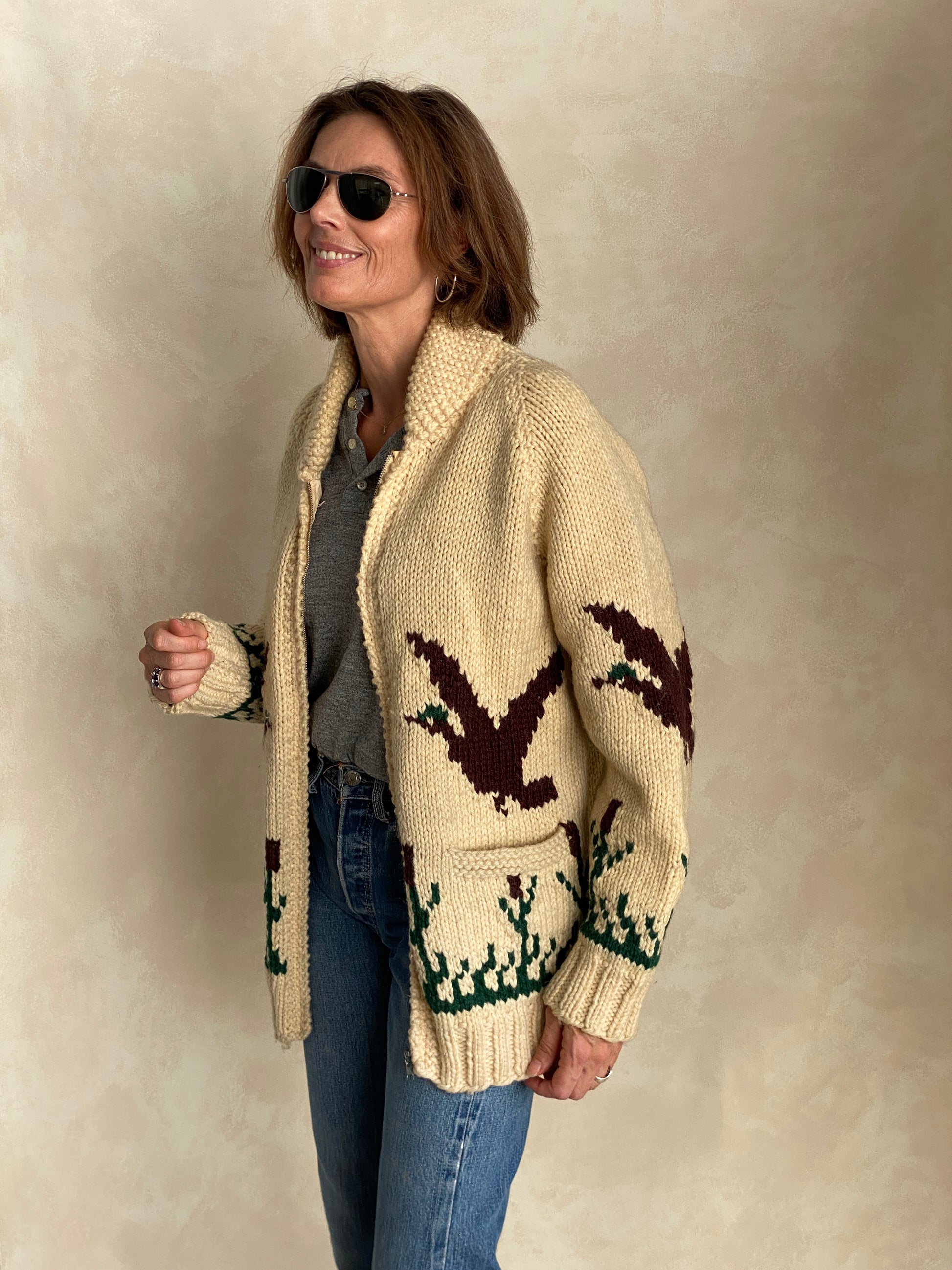 Vintage Hand Knit 100% Wool Cowichan hand made in Canada - USA Vintage Bcn vintage cowichan wool sweater hand knit in canada