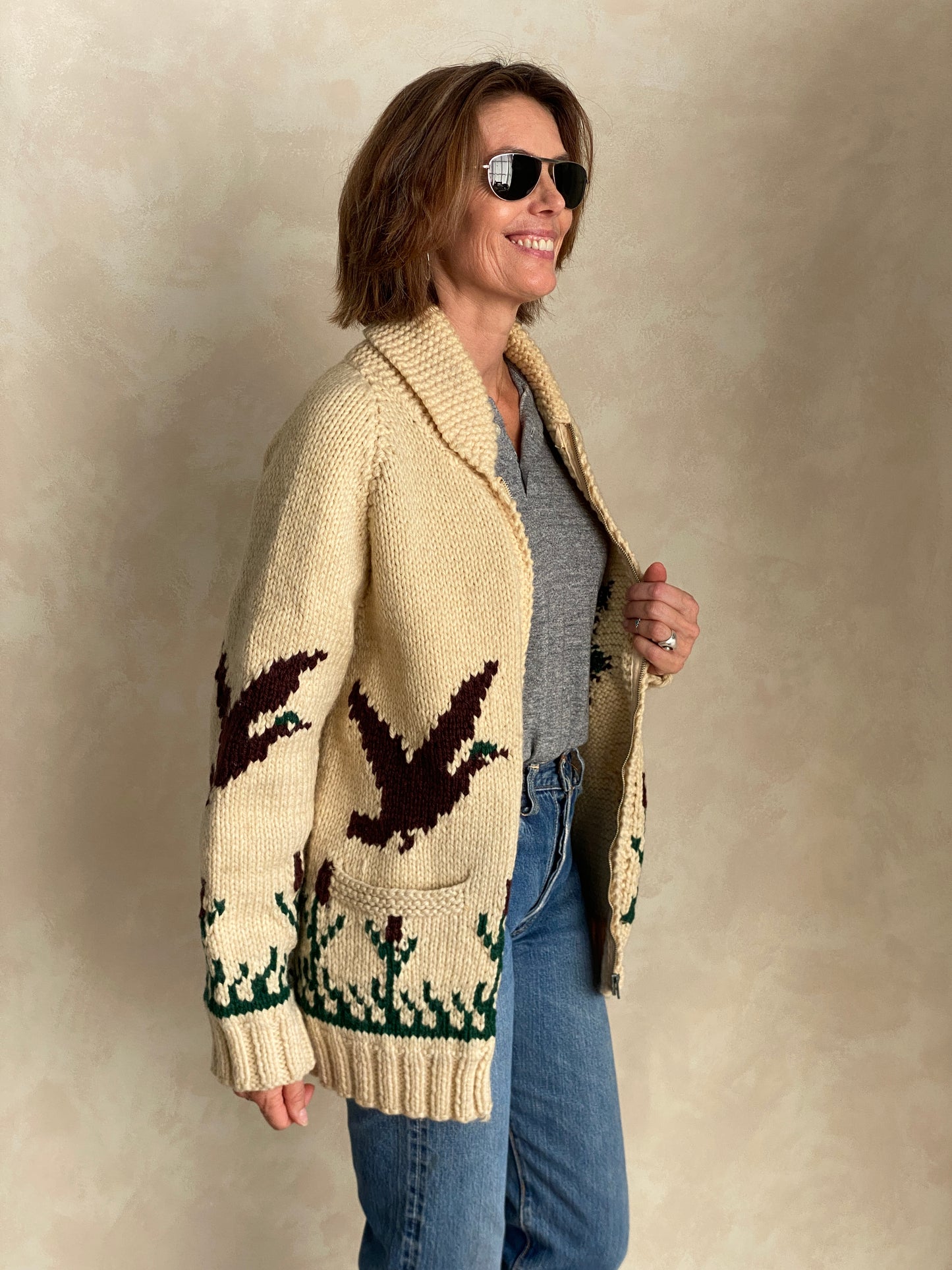 Vintage Hand Knit 100% Wool Cowichan hand made in Canada - USA Vintage Bcn vintage cowichan wool sweater hand knit in canada