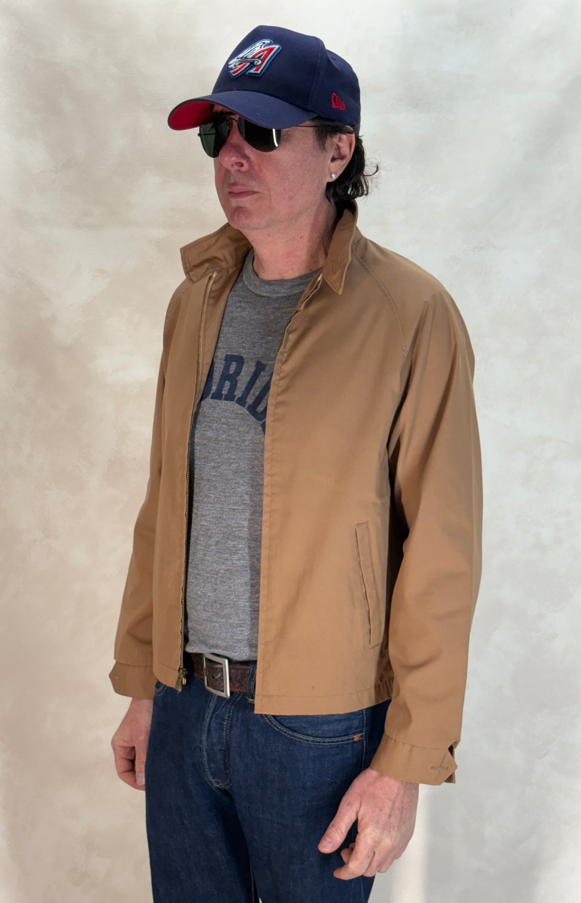 Size Med , 70s Light jacket . Talon zipper - USA Vintage Bcn