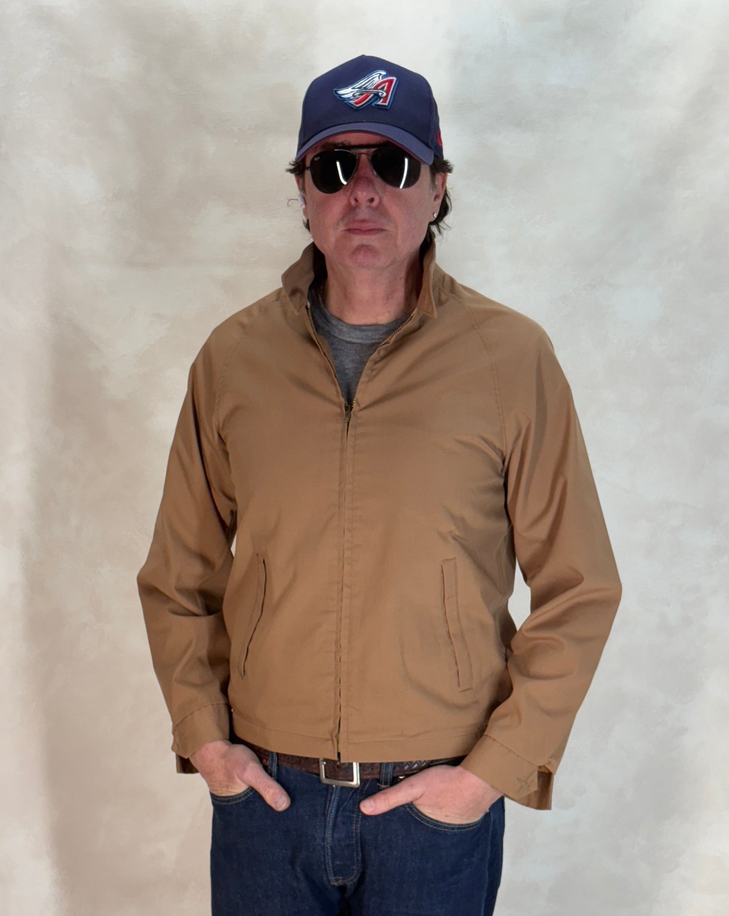 Size Med , 70s Light jacket . Talon zipper - USA Vintage Bcn