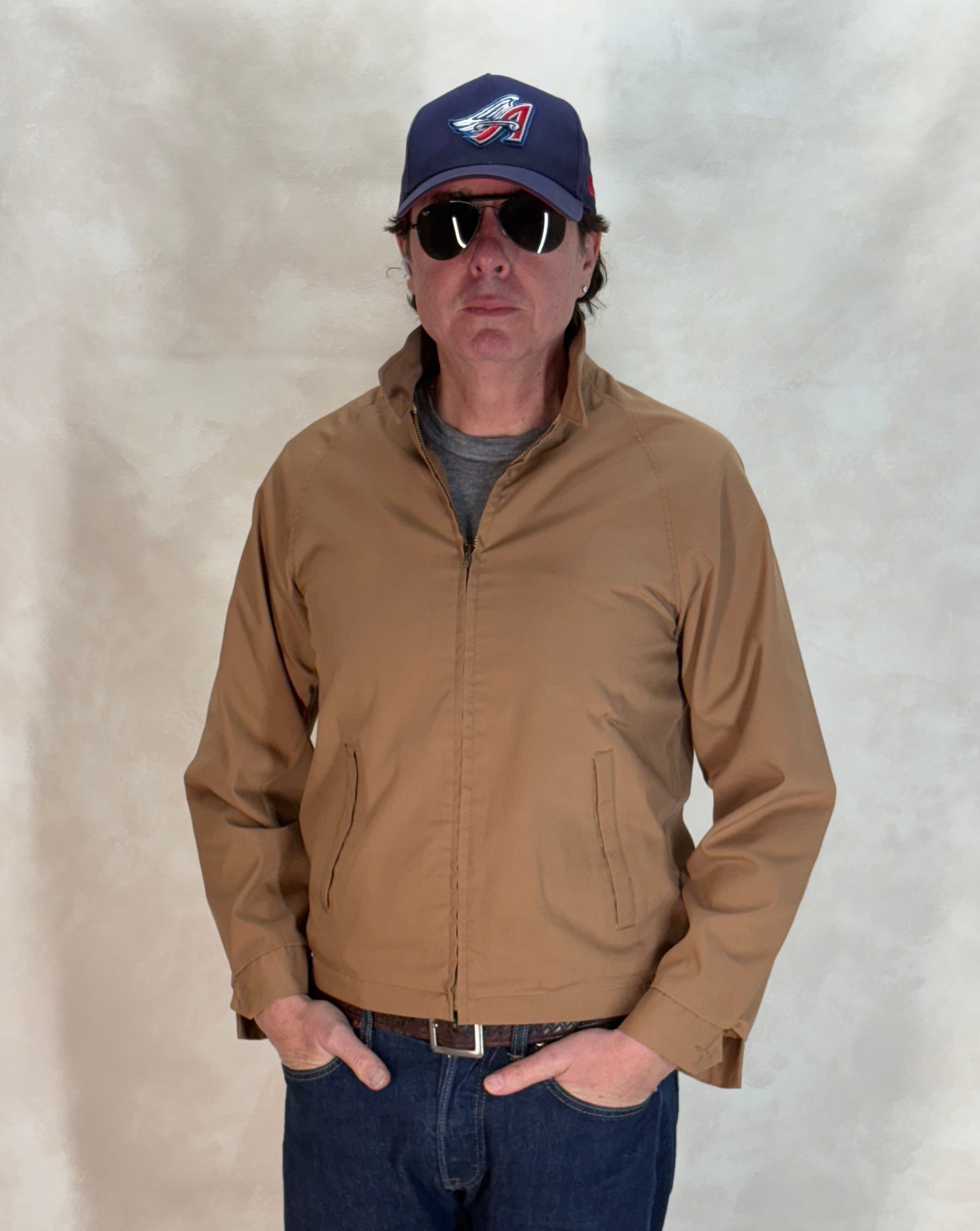 Size Med , 70s Light jacket . Talon zipper - USA Vintage Bcn