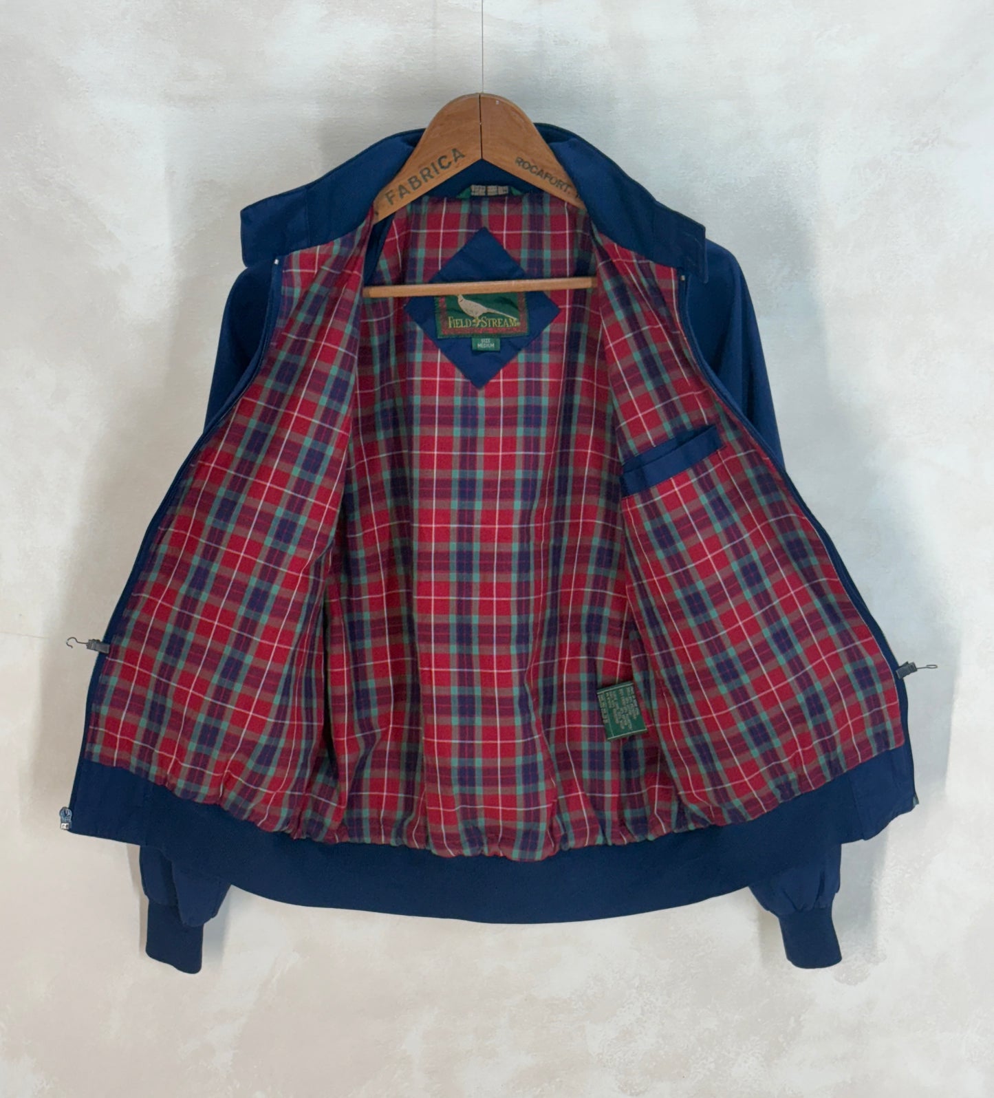 90s vintage jacket, vintage light jacket, 1990s outerwear, minimalist vintage clothing, retro 90s style, vintage streetwer