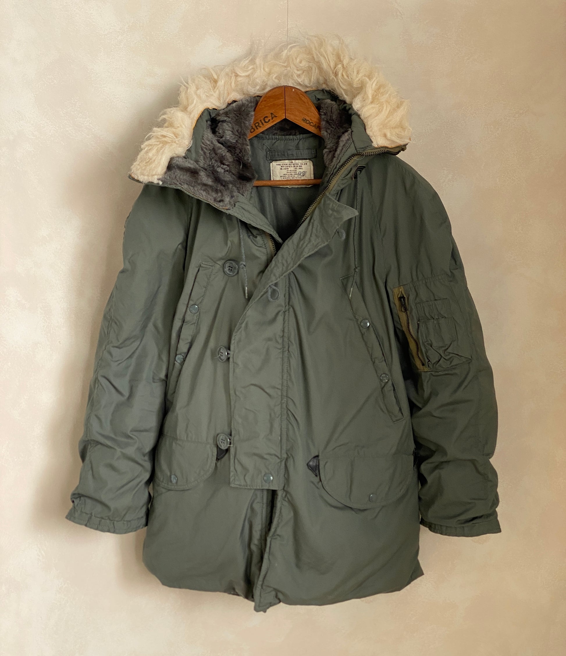 Small. Authentic 1977 US Air Force vintage N-3B extreme cold weather Flyer coat - USA Vintage Bcn