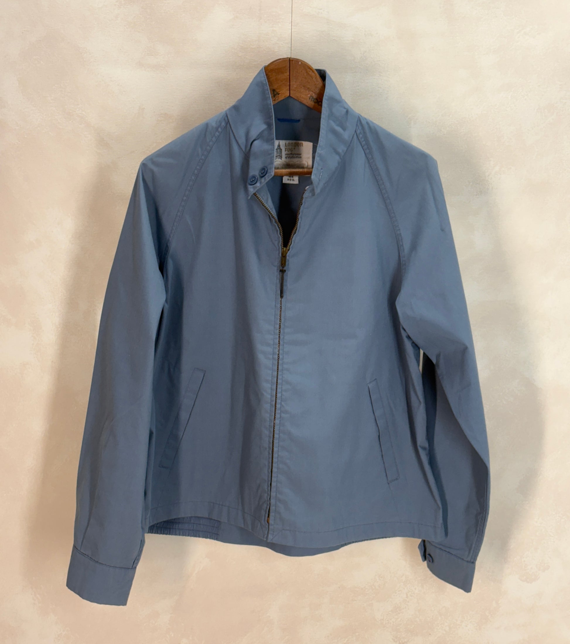 Size 44US / 54EU. 70s London Fog light jacket. Talon zipper - USA Vintage Bcn