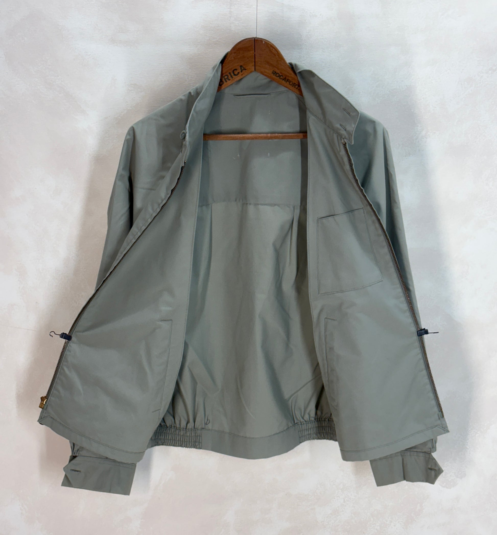 Size large , 70s Light jacket. Talon zipper - USA Vintage Bcn