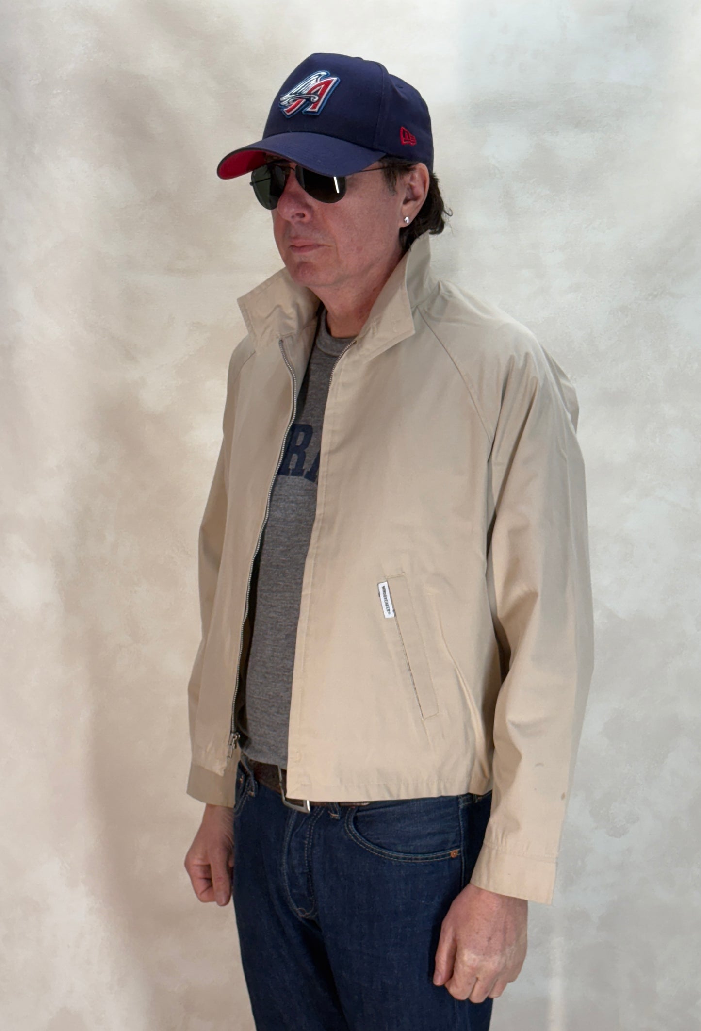 Size Med , 90s light jacket made by Windbreaker - USA Vintage Bcn