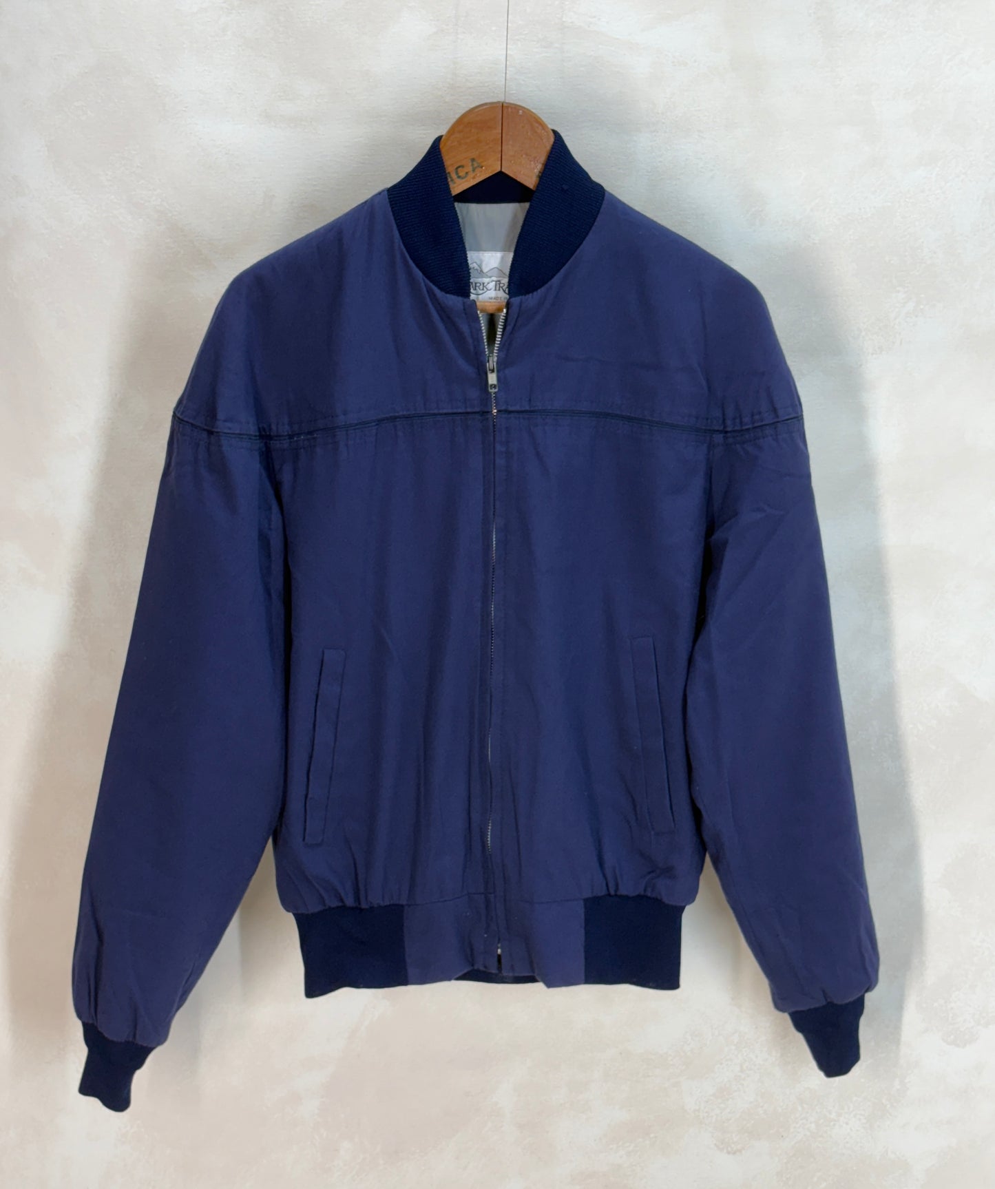 Size Med , 90s light jacket Made in USA - USA Vintage Bcn