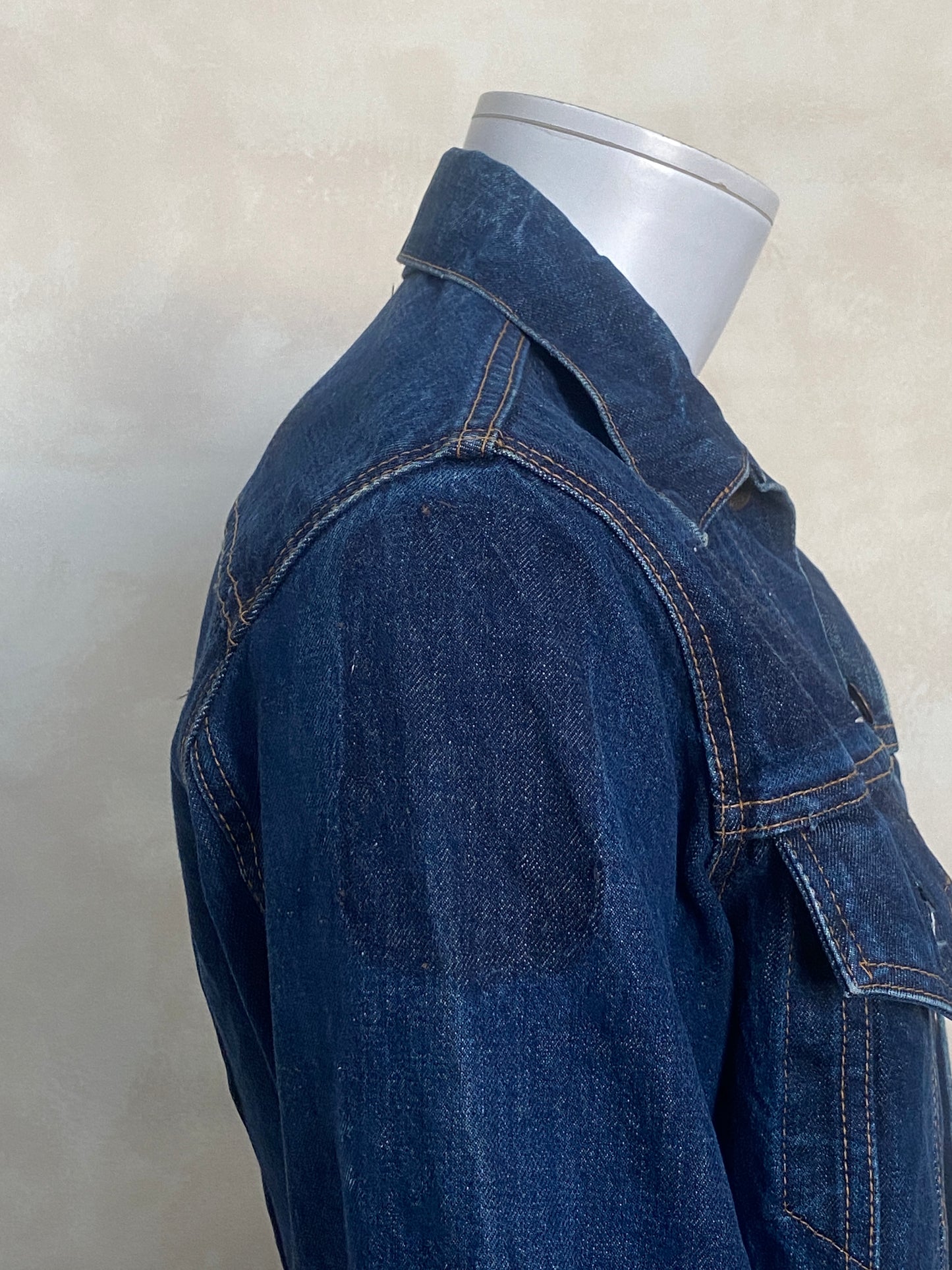 Size 42 US. Vintage 60s LEVIS Big E trucker Jacket Made in USA. - USA Vintage Bcn