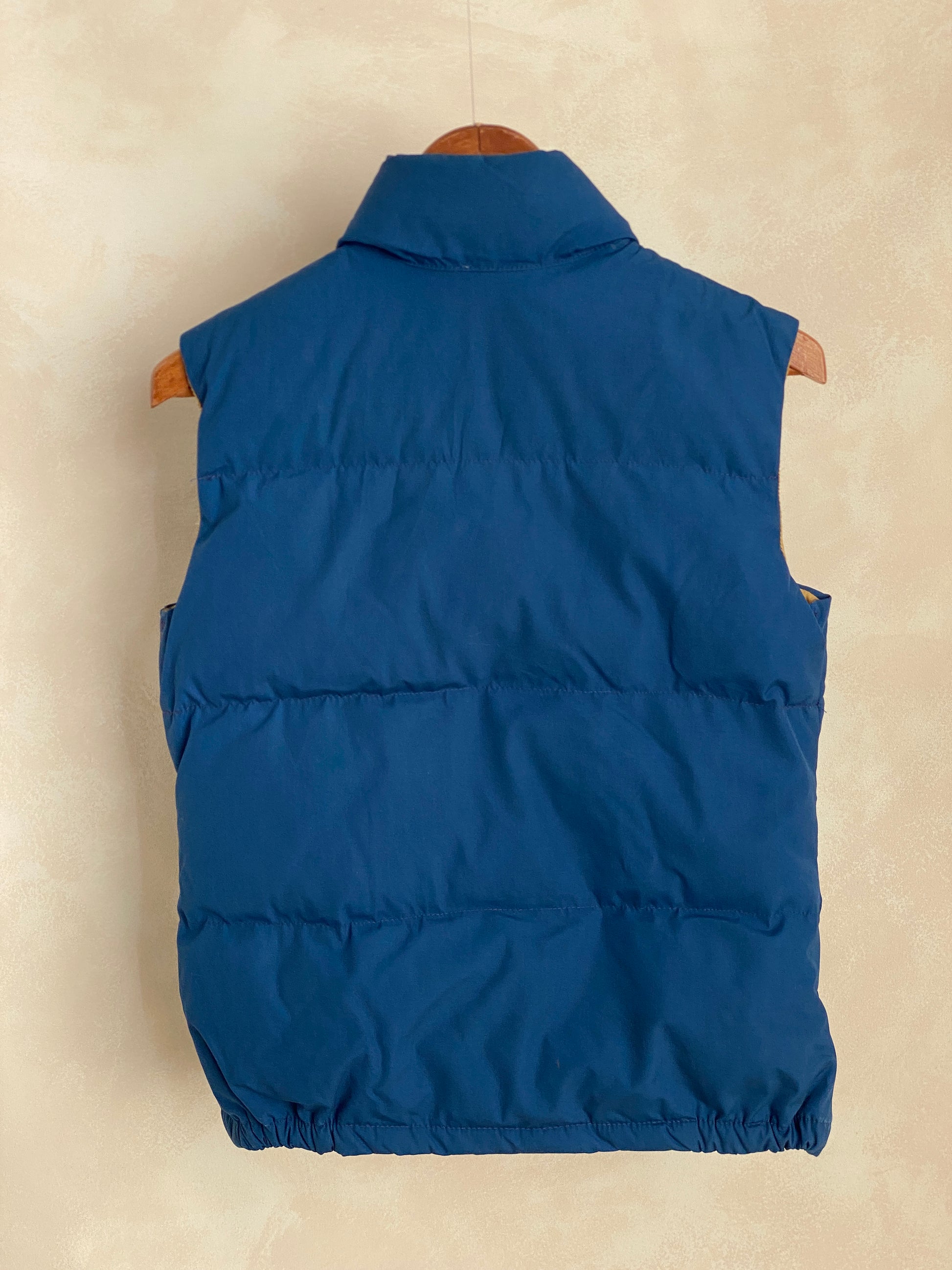 Size Women Med. Vintage North Face down vest Made in USA - USA Vintage Bcn