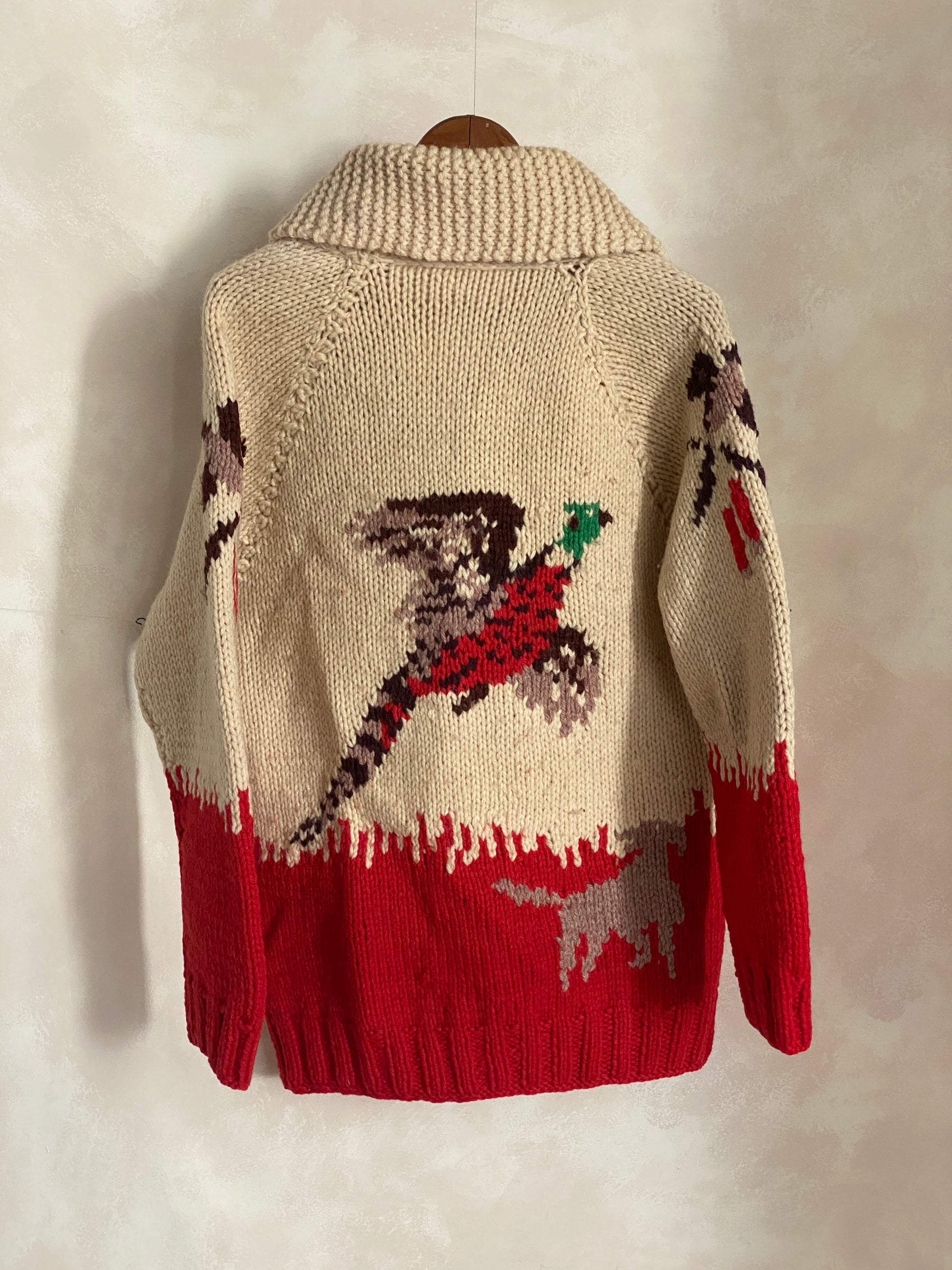 Vintage Hand Knitted 100% Wool Cowichan sweater made in Canada - USA Vintage Bcn