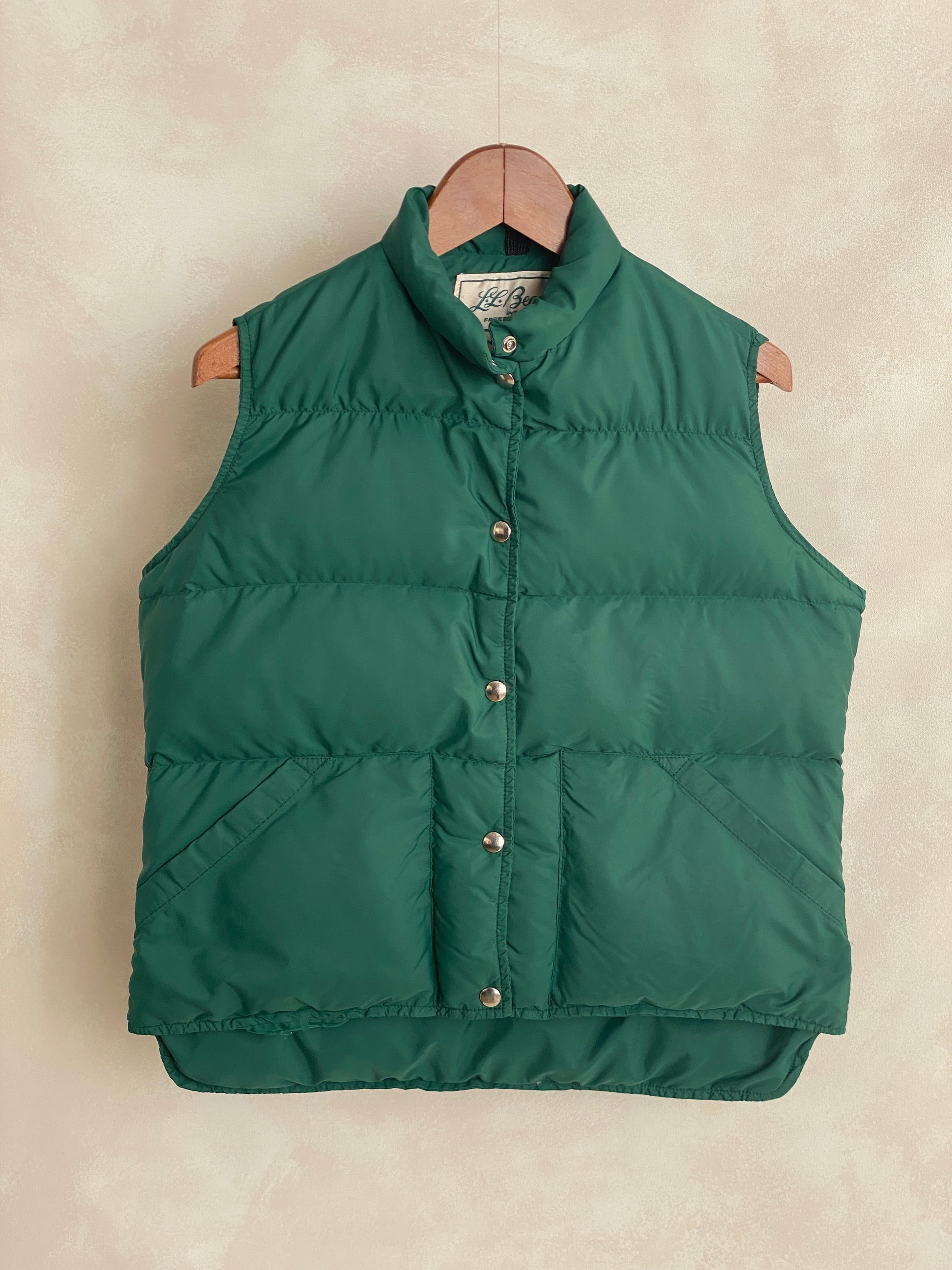 Size ladies large. Vintage L.L Bean Goose Down vest - USA Vintage Bcn vintage llbean goose down vest ladies large puffer