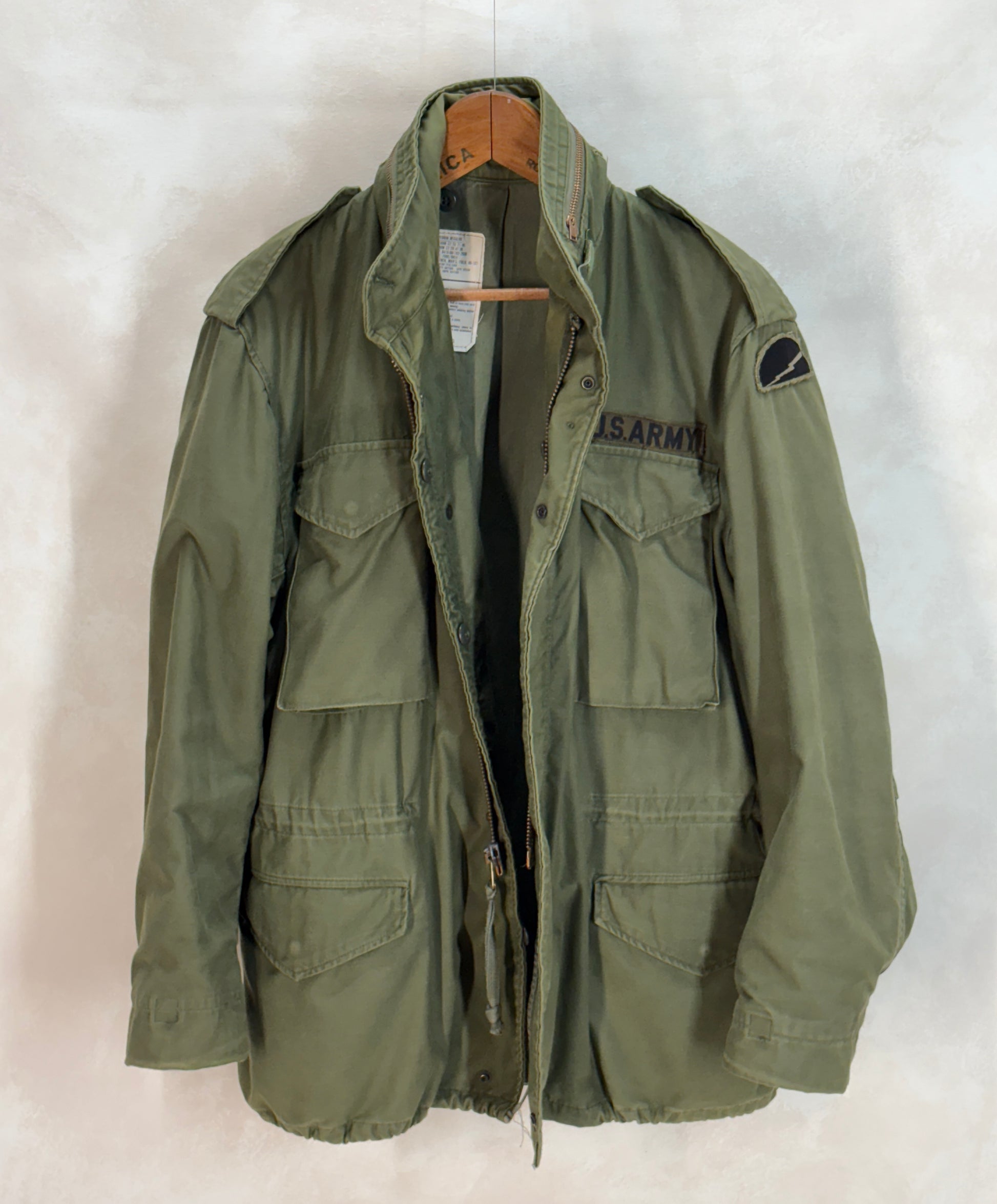 Medium Reg. Authentic 1977 US M-65 field jacket Military - USA Vintage Bcn