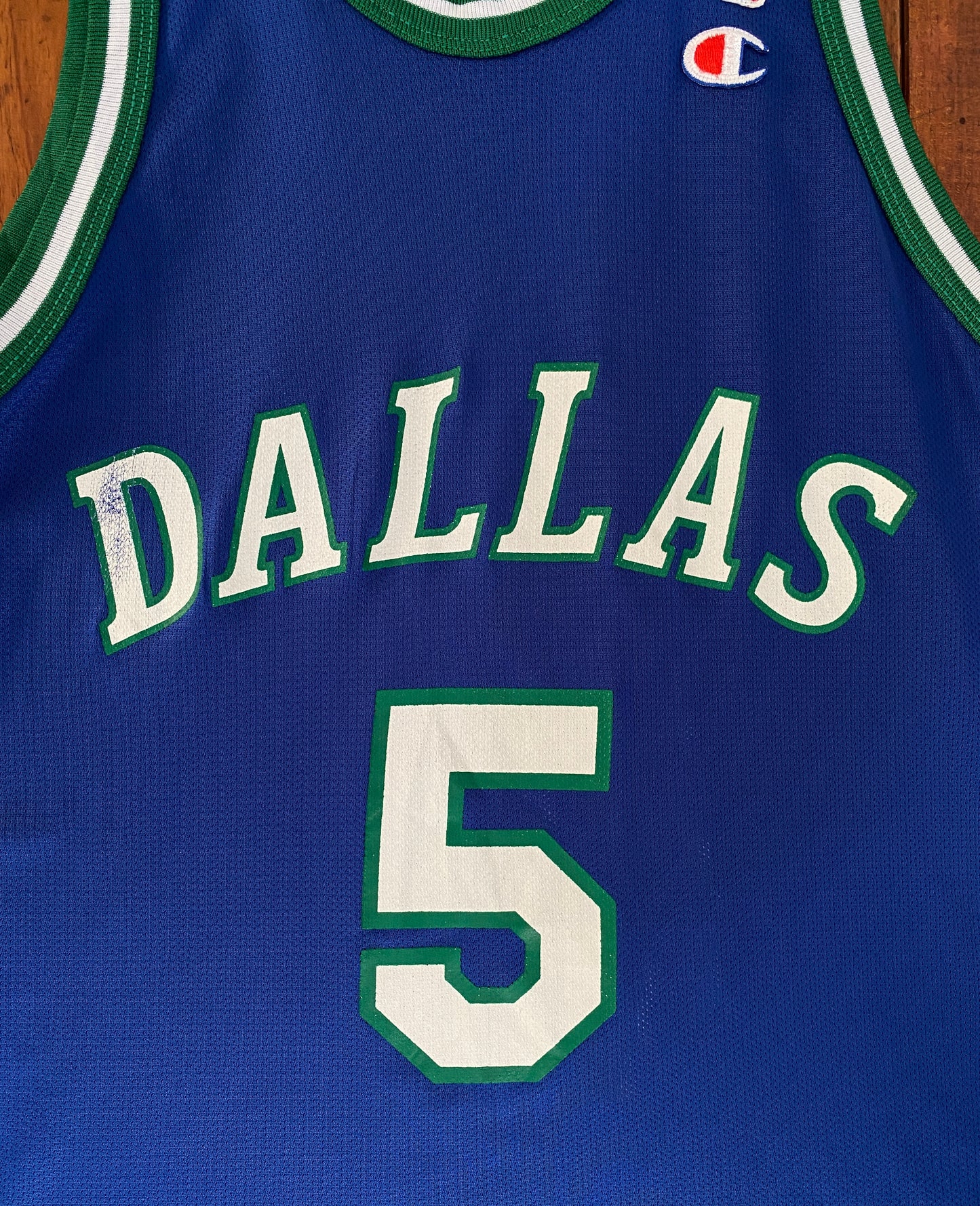 Size 36. VTG 90s NBA Dallas #5 Kidd jersey  Made In USA by Champion