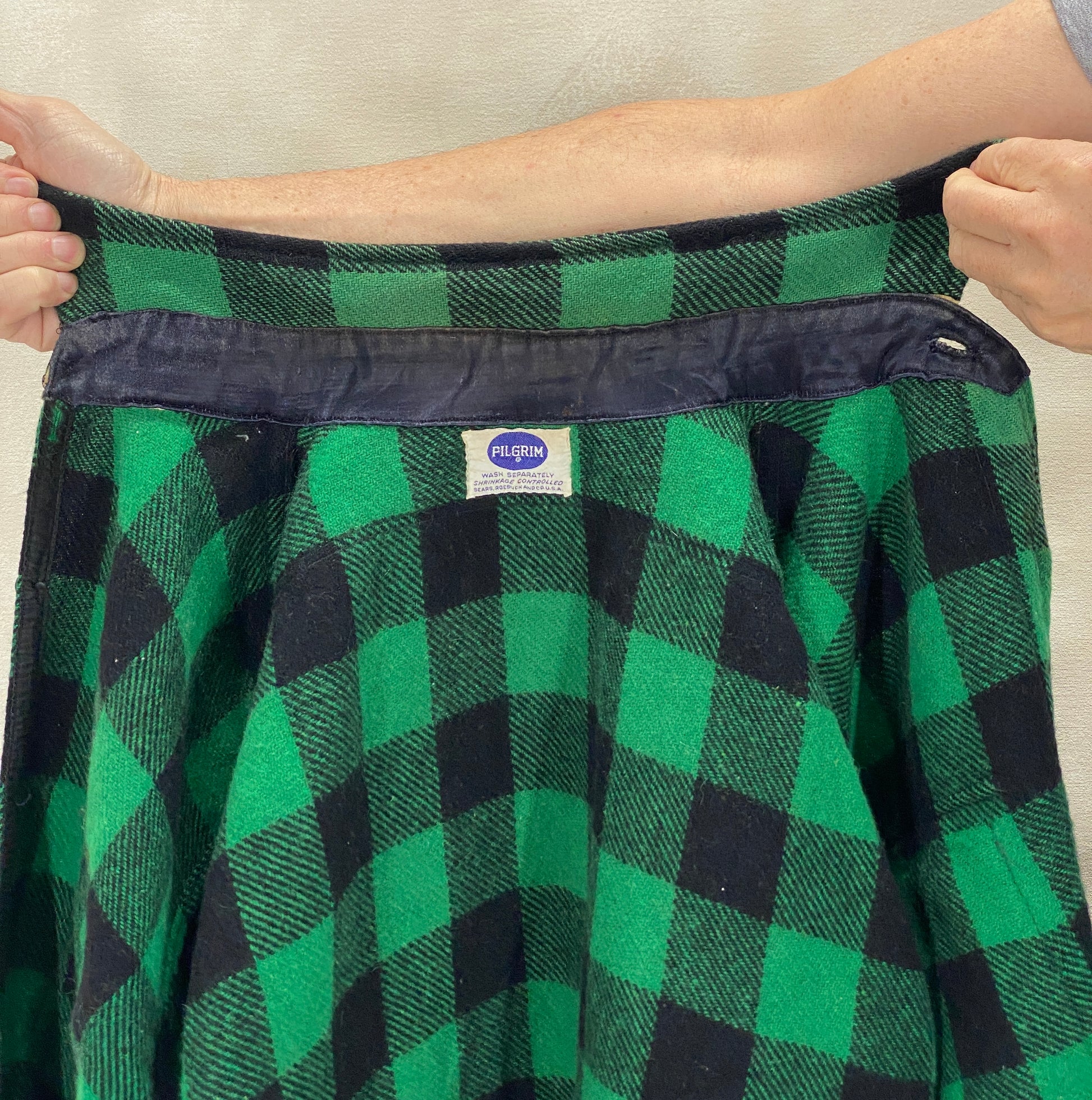 Size Large, 60s Pilgrim Heavy plaid shirt Made in USA Buffalo plaid - USA Vintage Bcn