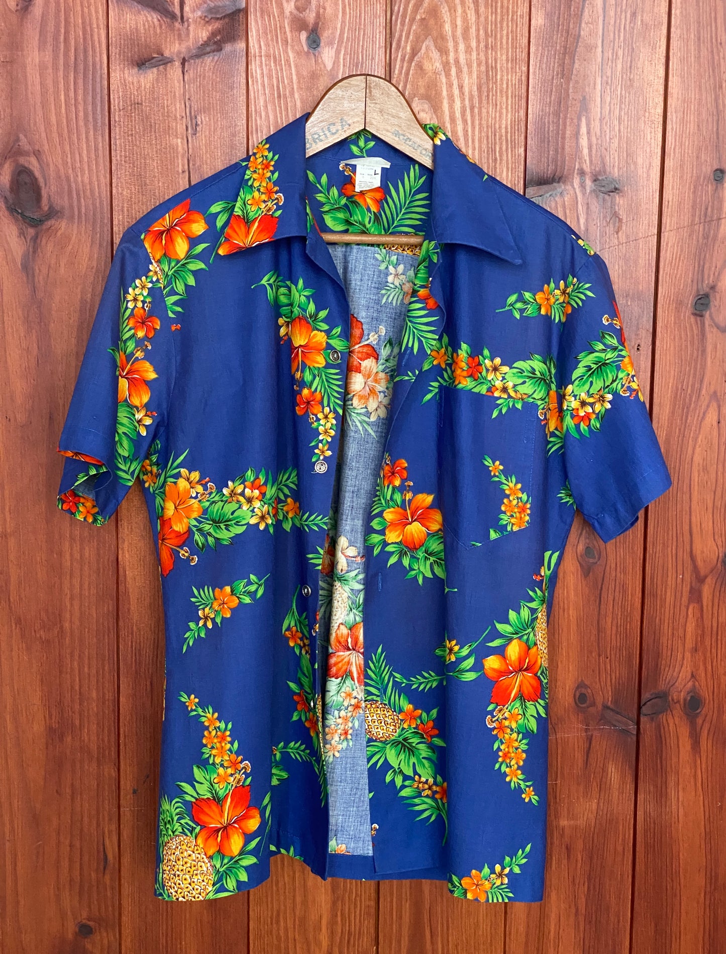 Large. Vintage 80s Hawaiian cotton shirt Made in Hawaii