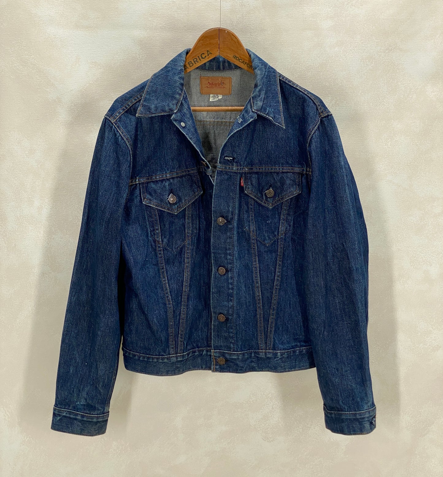Size 44US / 54EU Guns N Roses Vintage 70s Levi’s Denim Jacket – 2 Pockets – Made in USA - USA Vintage Bcn