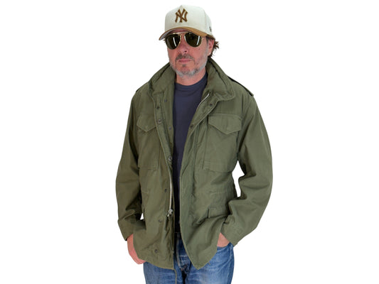 Small Reg. Authentic 1968 US Army M-65 field jacket made by John Ownbey. Military - USA Vintage Bcn