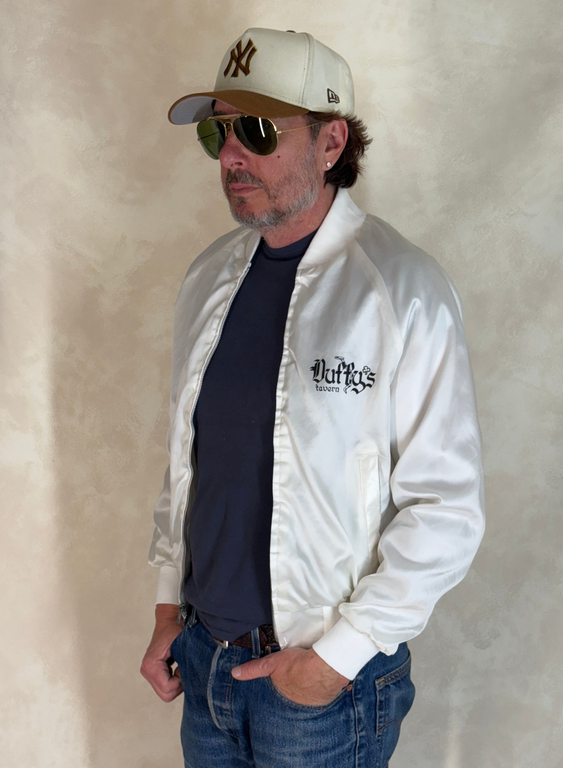 Size Small. Vintage 80s white Satin Jacket King Louie Made In USA - USA Vintage Bcn