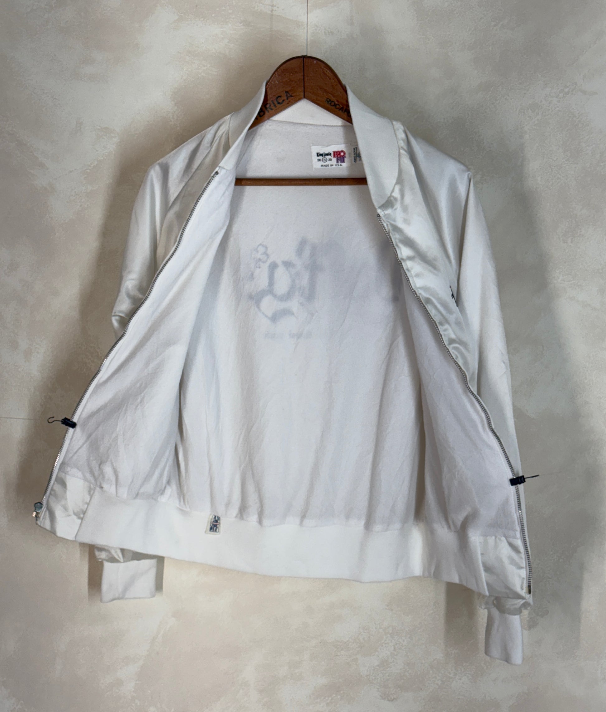Size Small. Vintage 80s white Satin Jacket King Louie Made In USA - USA Vintage Bcn