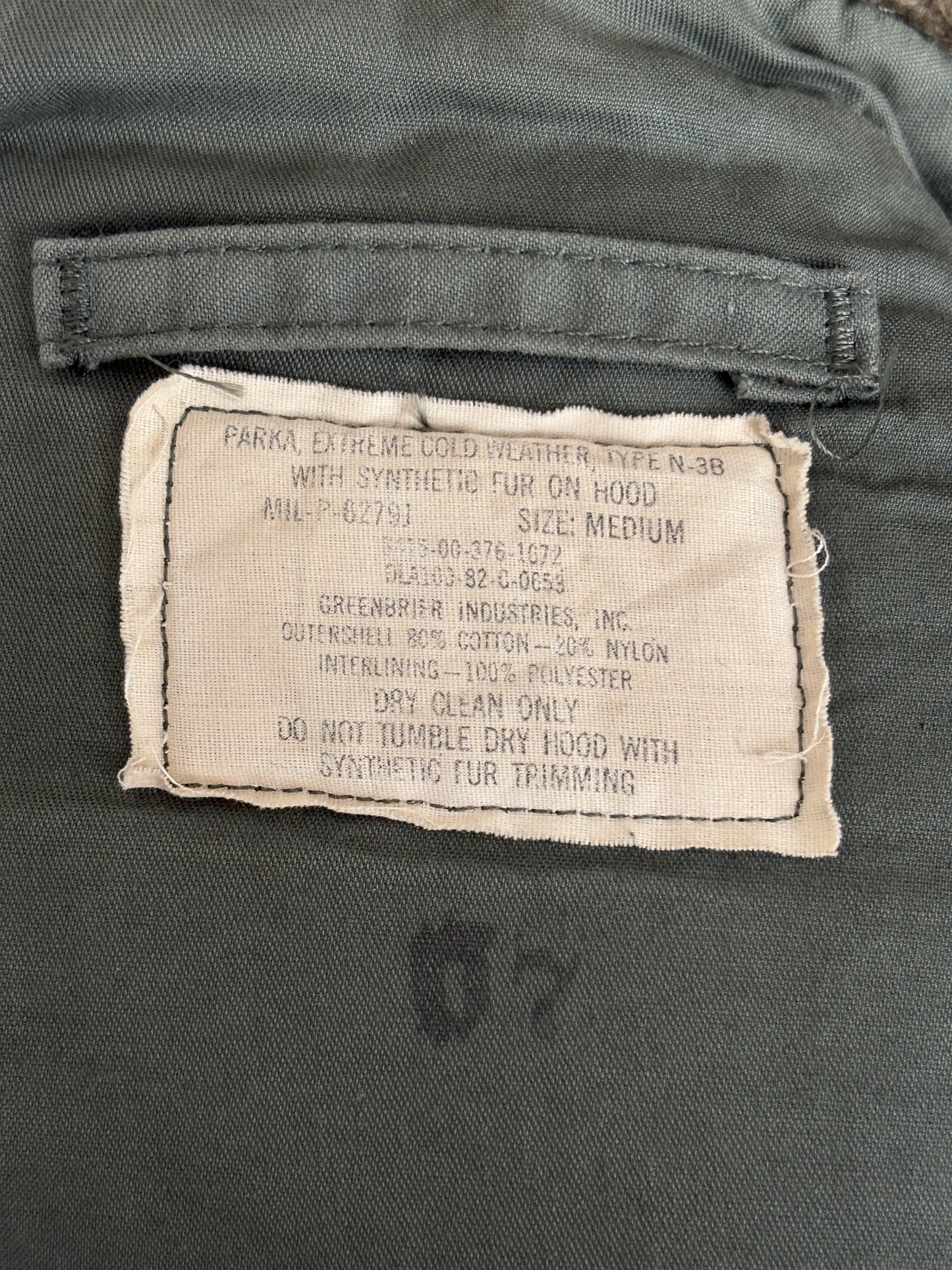 Authentic 1982 US Air Force N-3B Flight Jacket Parka — Extreme Cold Weather — Size Medium-AJ357 Studio-AJ357 Studio