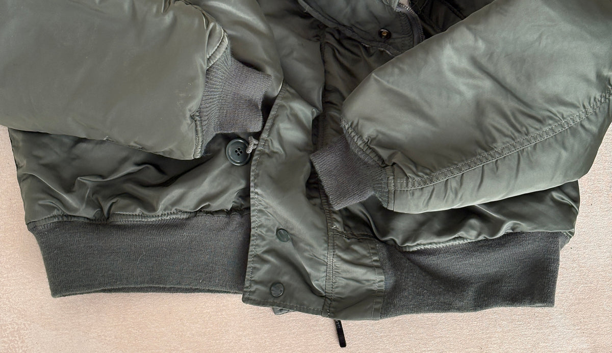 XL. Alpha industries N-2B Flight Jacket – Vintage Extreme Cold Weather Flyer Coat. Made in USA-AJ357 Studio