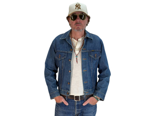 Size 38US / 48EU. Original 70s Wrangler denim jacket with painted back – Made in the USA - USA Vintage Bcn