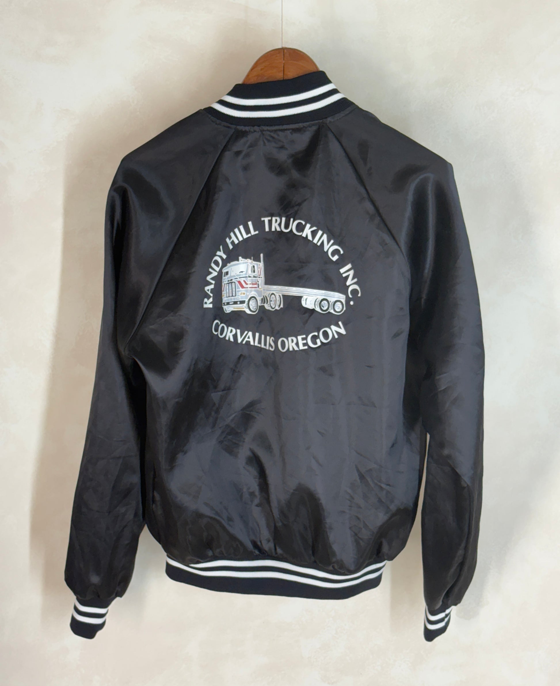 Size Medium. Vintage Black Satin Jacket Made In USA - USA Vintage Bcn