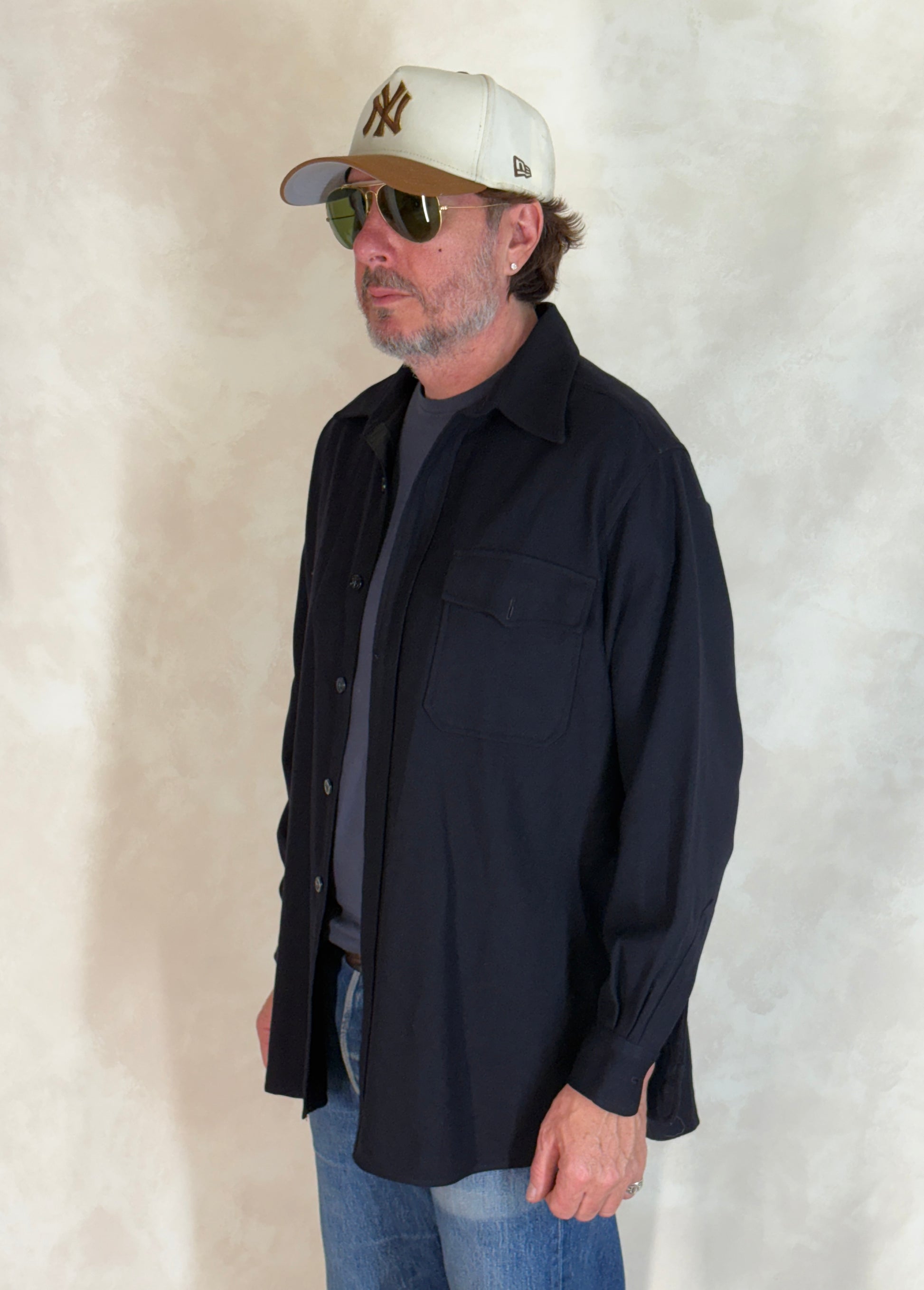Size Large. Vintage 1940s US navy CPO (Chief Petty Officer) wool shirt – 1 Pocket – USN Military Issue - USA Vintage Bcn