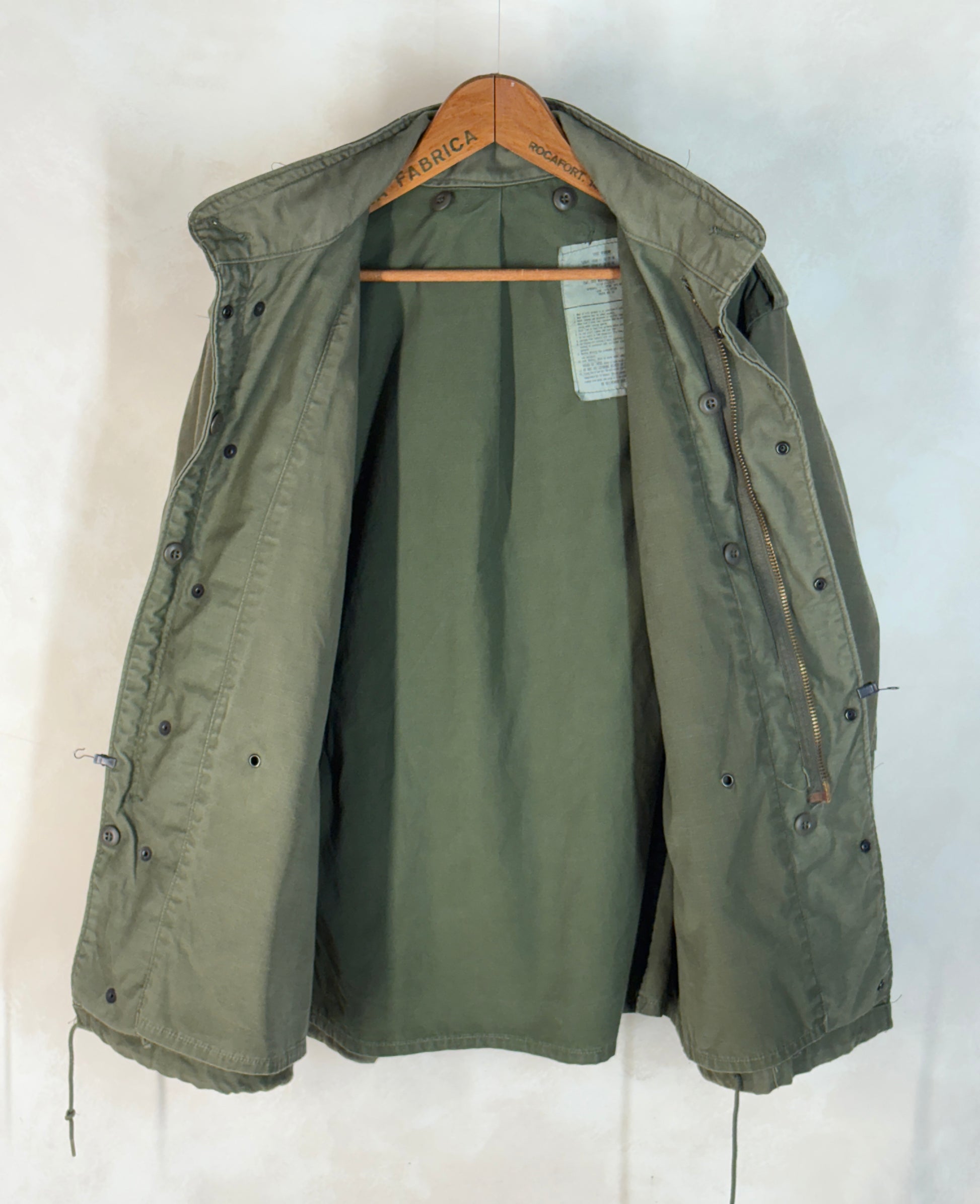 Large Reg. Authentic 1985 US Army M-65 field jacket Military - USA Vintage Bcn