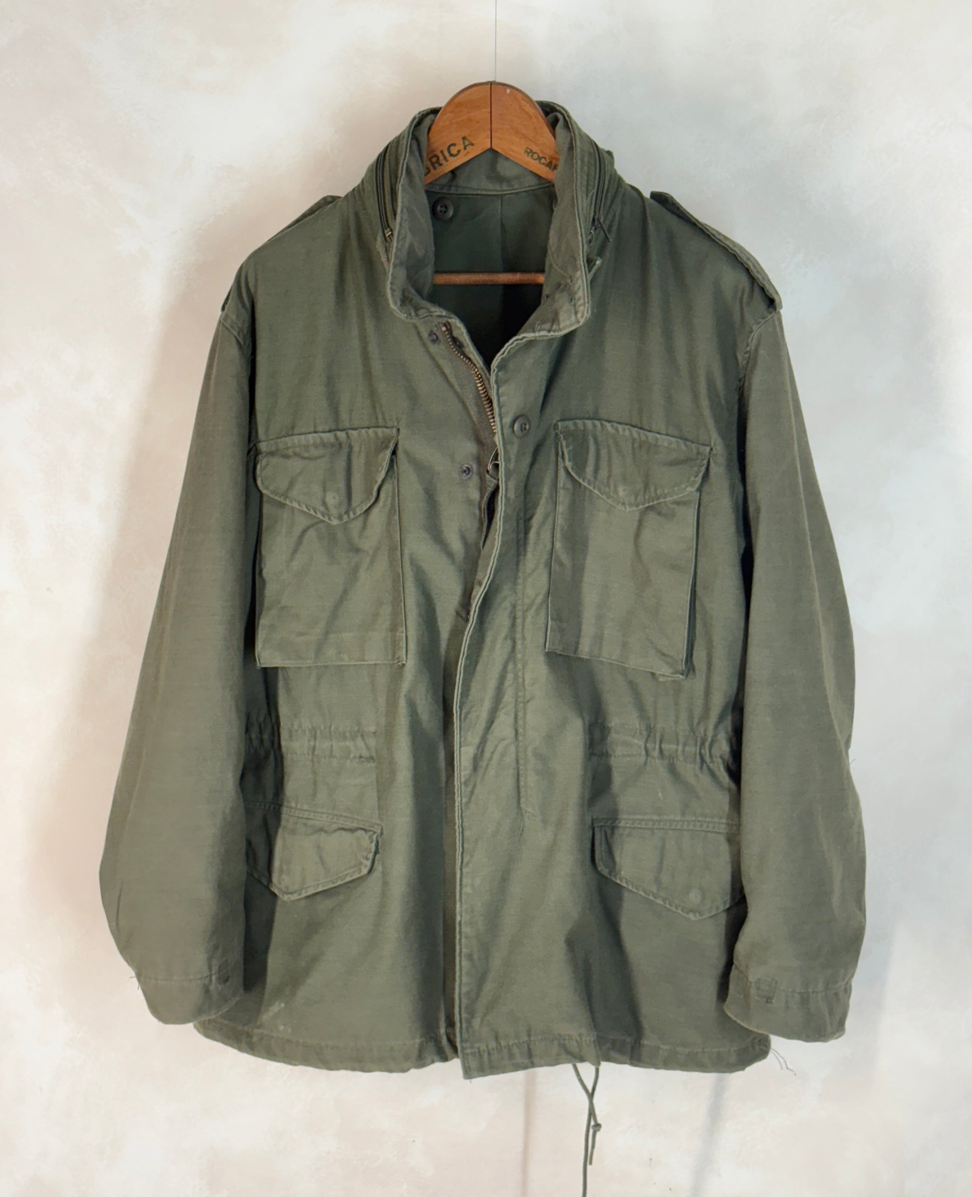 Large Reg. Authentic 1985 US Army M-65 field jacket Military - USA Vintage Bcn