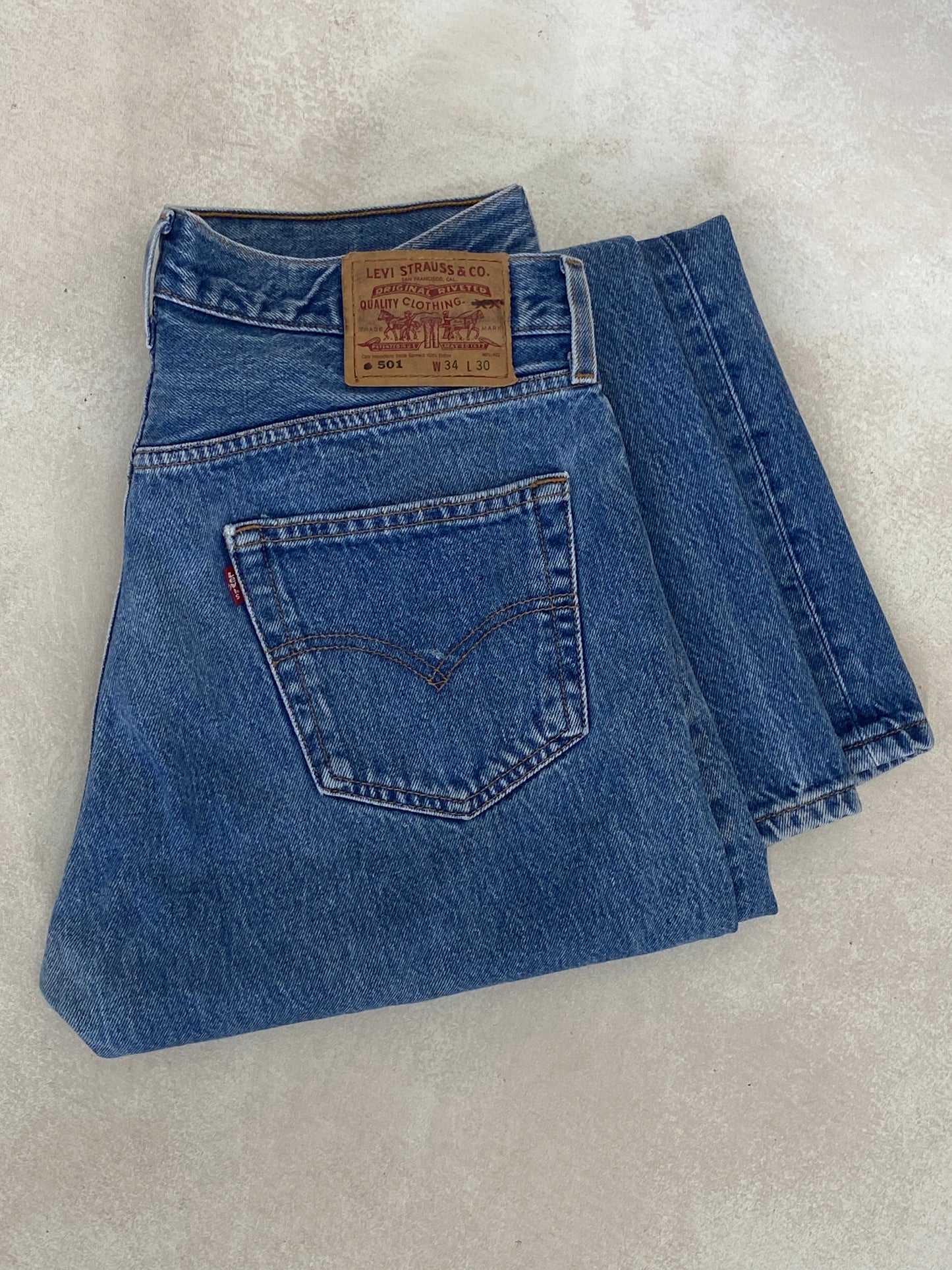 34X30 Levi's 501 Vintage Denim Jeans - USA Vintage Bcn