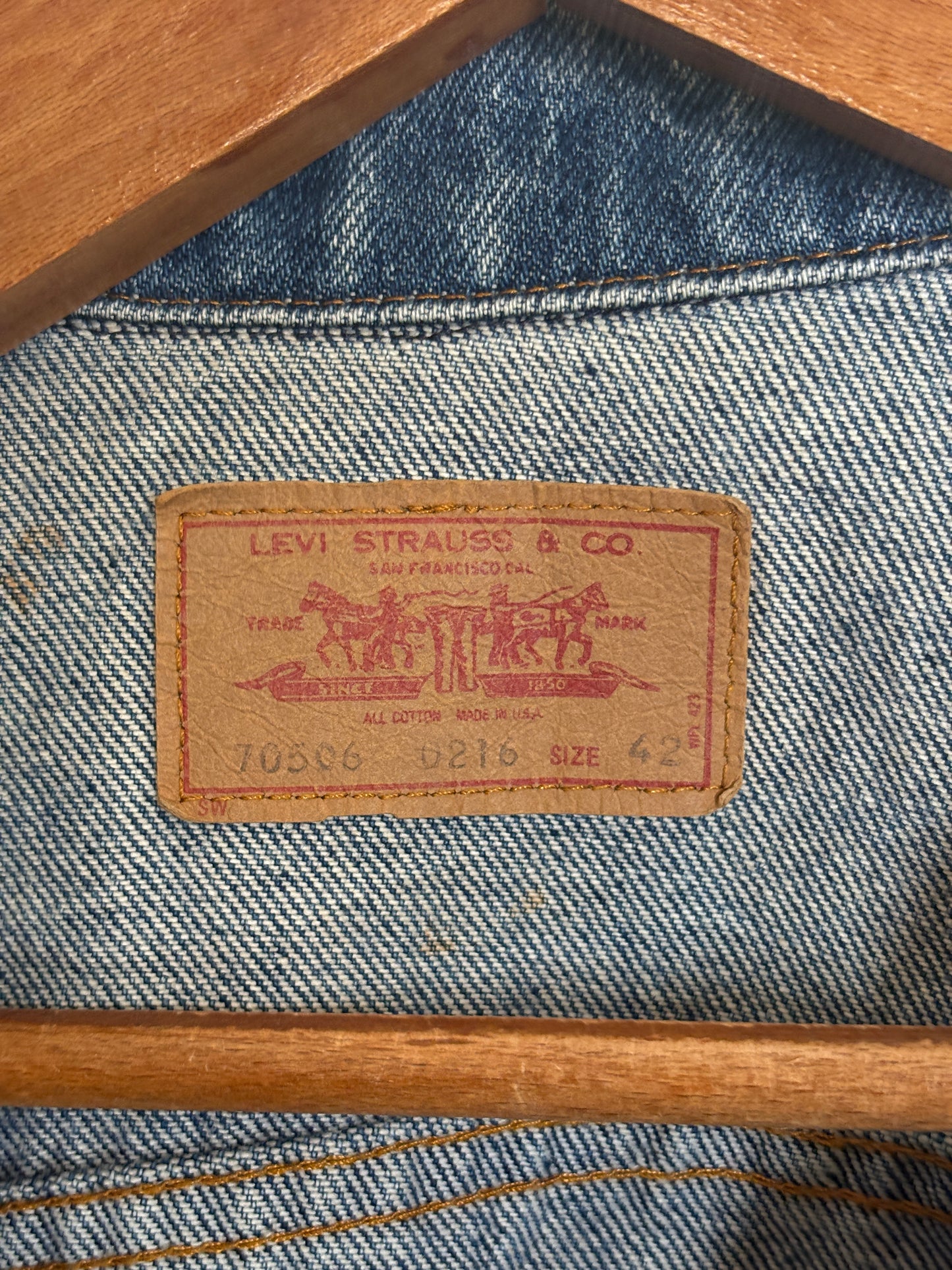 Size 42US / 52EU. Vintage 80s 70506 Levis 4 pockets jacket Made in USA-AJ357 Studio