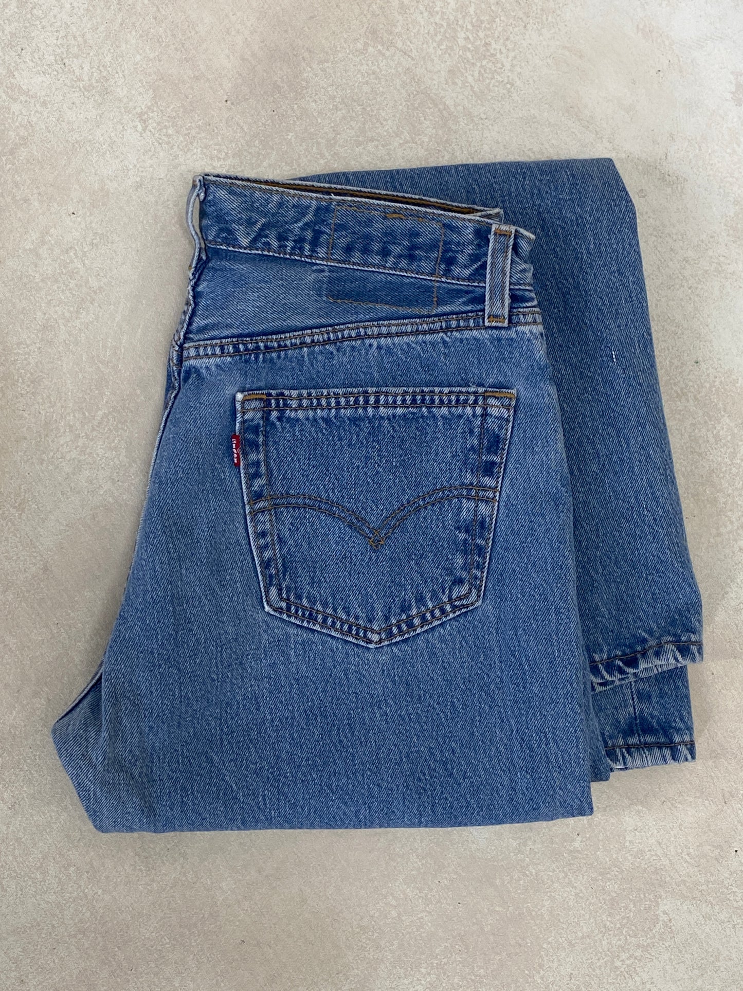 33X34 Levi's 501 Vintage Denim Jeans Made in USA - USA Vintage Bcn